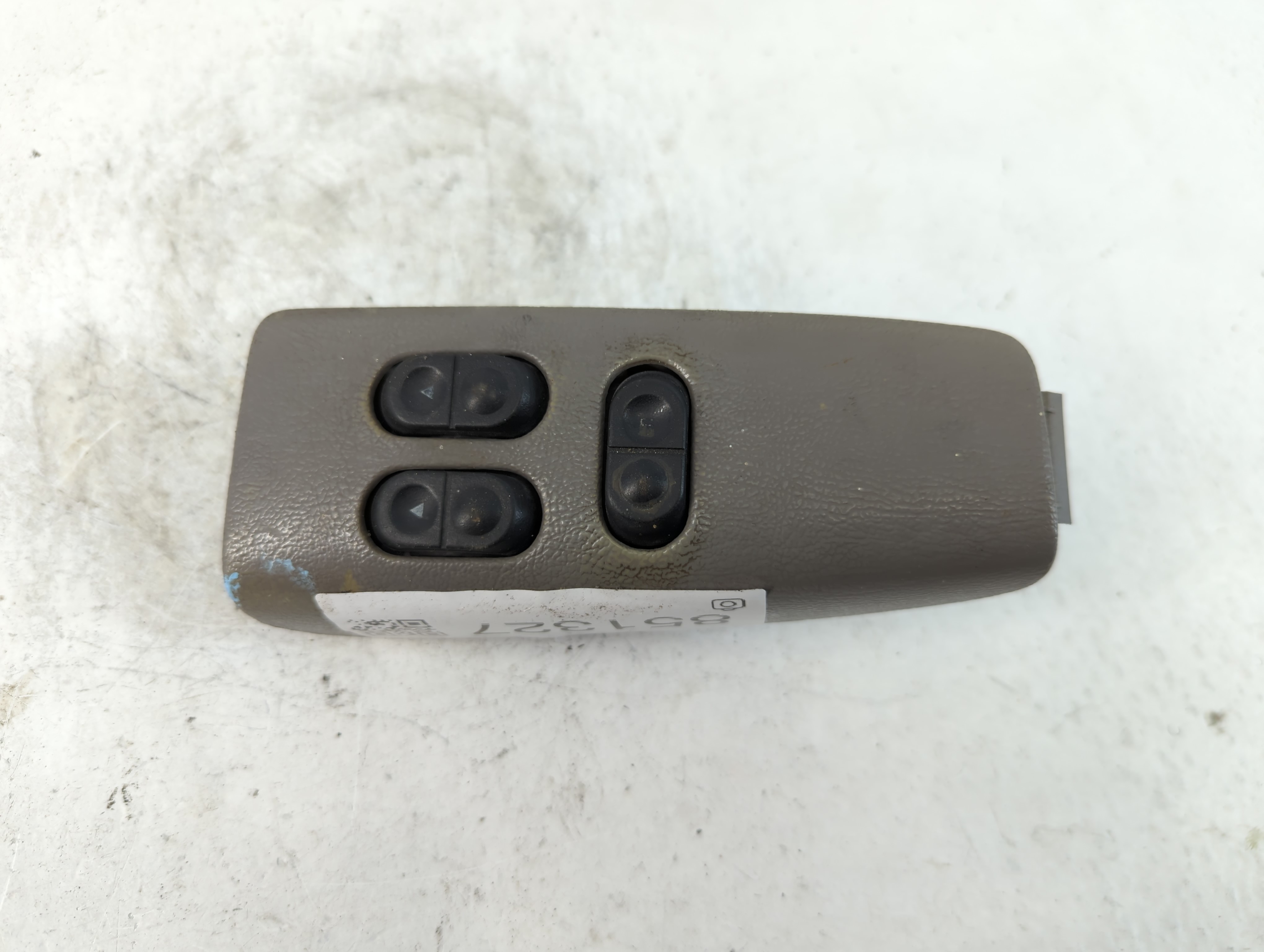 2001 Ford E-350 Super Duty Driver Left Door Master Power Window Switch 851327 - Oemusedautoparts1.com