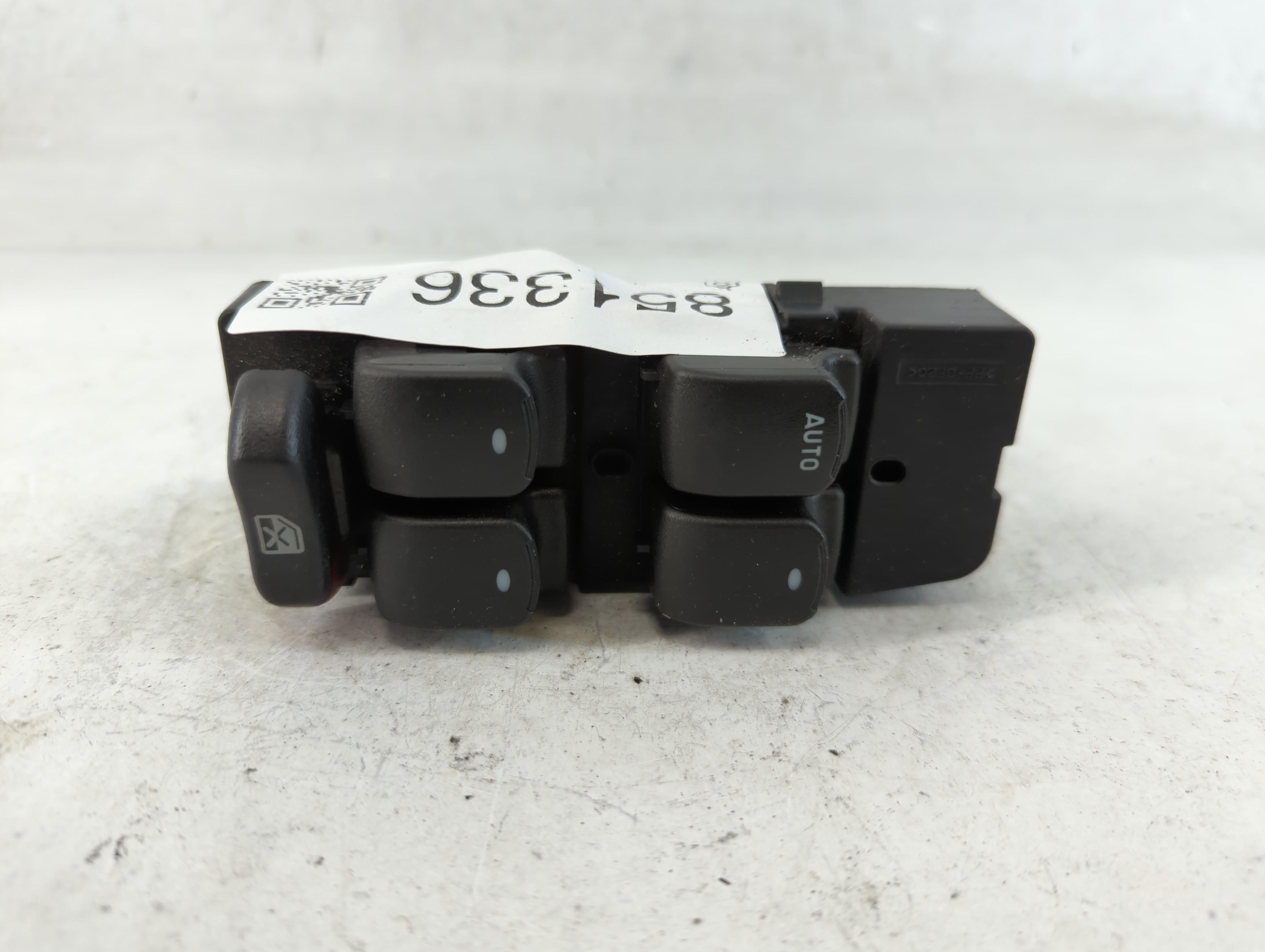 Picture of 2010-2012 Chevrolet Malibu Driver Left Door Master Power Window Switch 851336