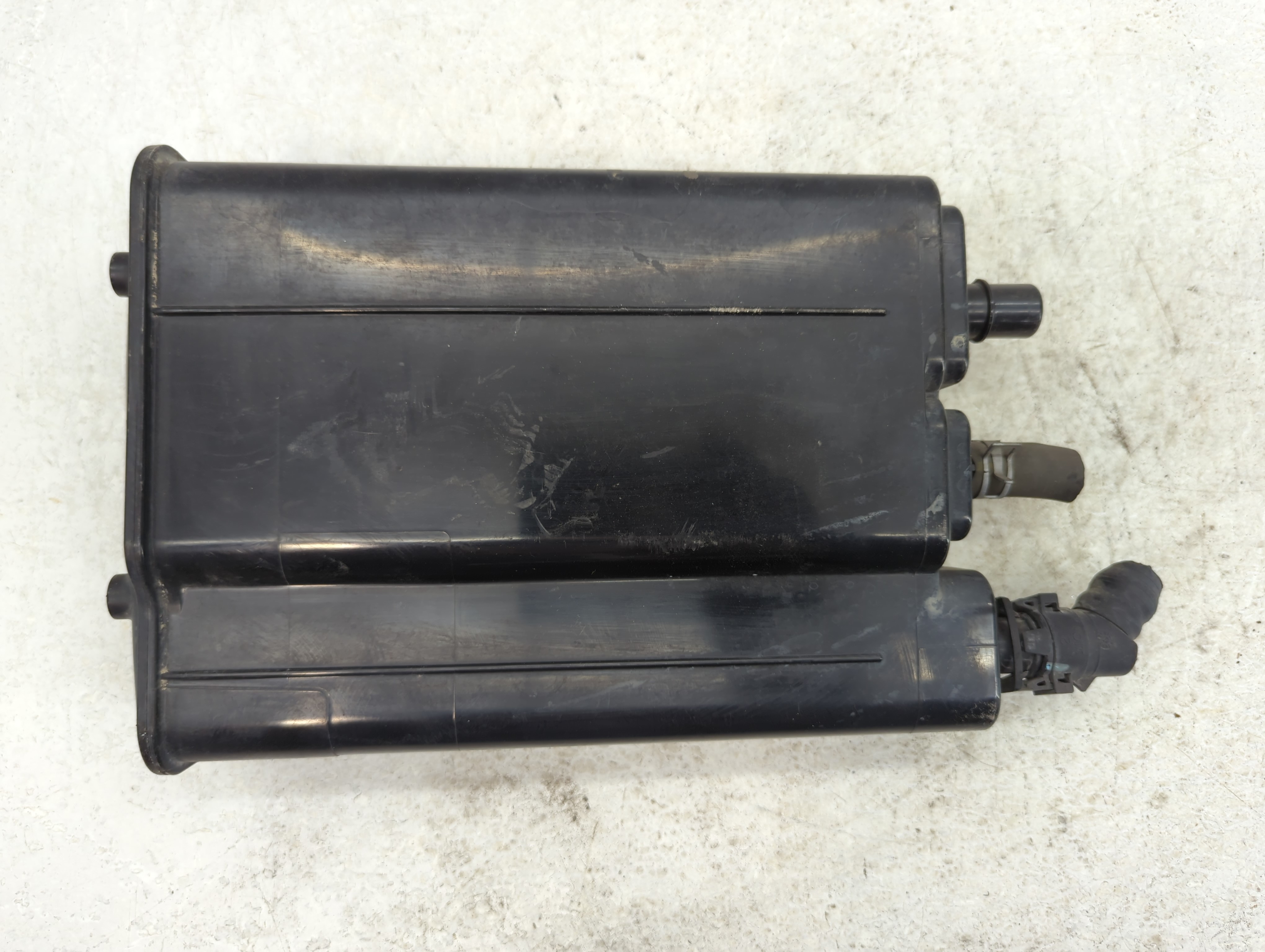 2019 Toyota Prius Fuel Vapor Charcoal Canister 851346 - Oemusedautoparts1.com
