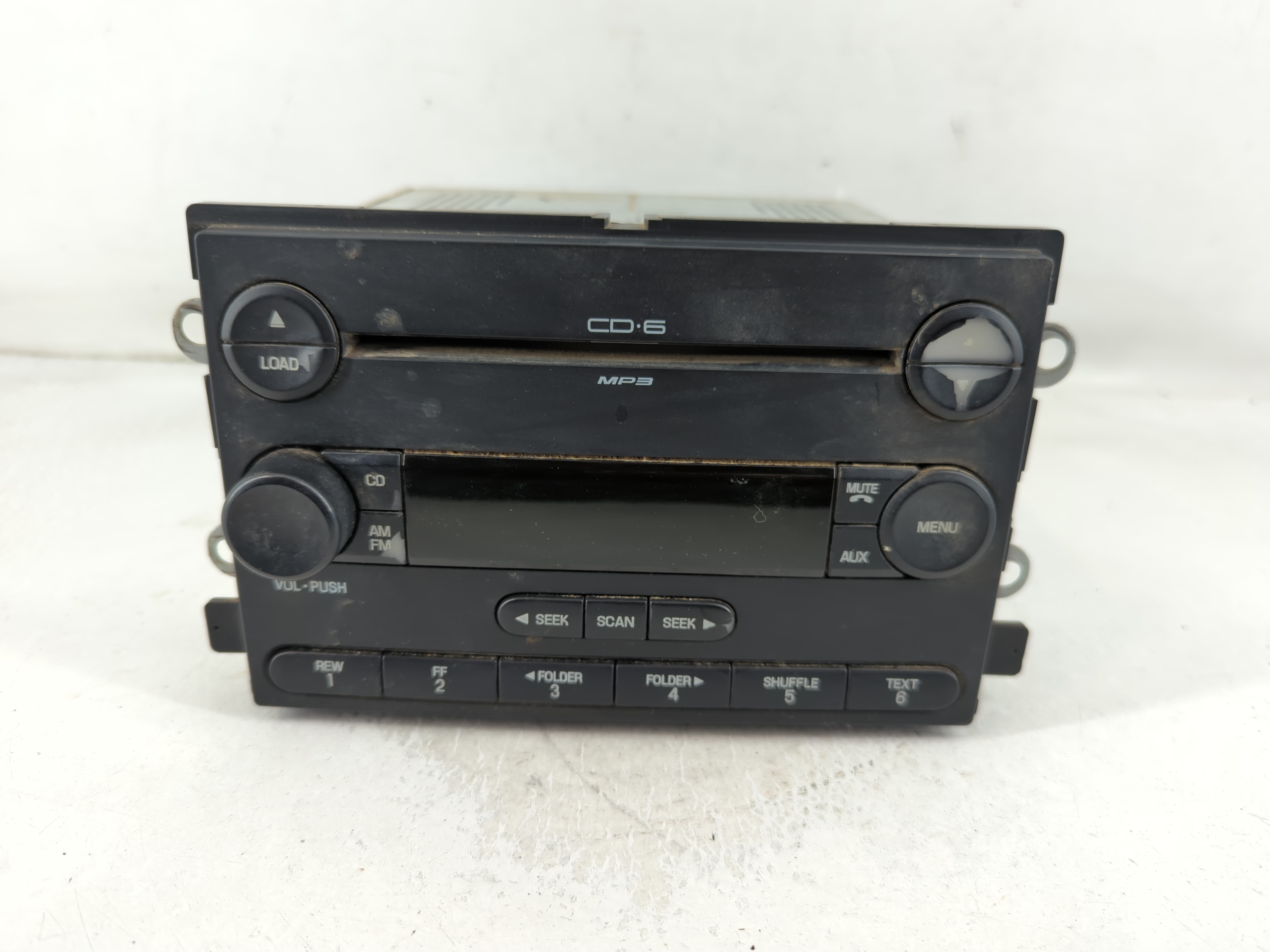 2005-2005 Ford Freestyle Am Fm Cd Player Radio Receiver 851576 - Oemusedautoparts1.com