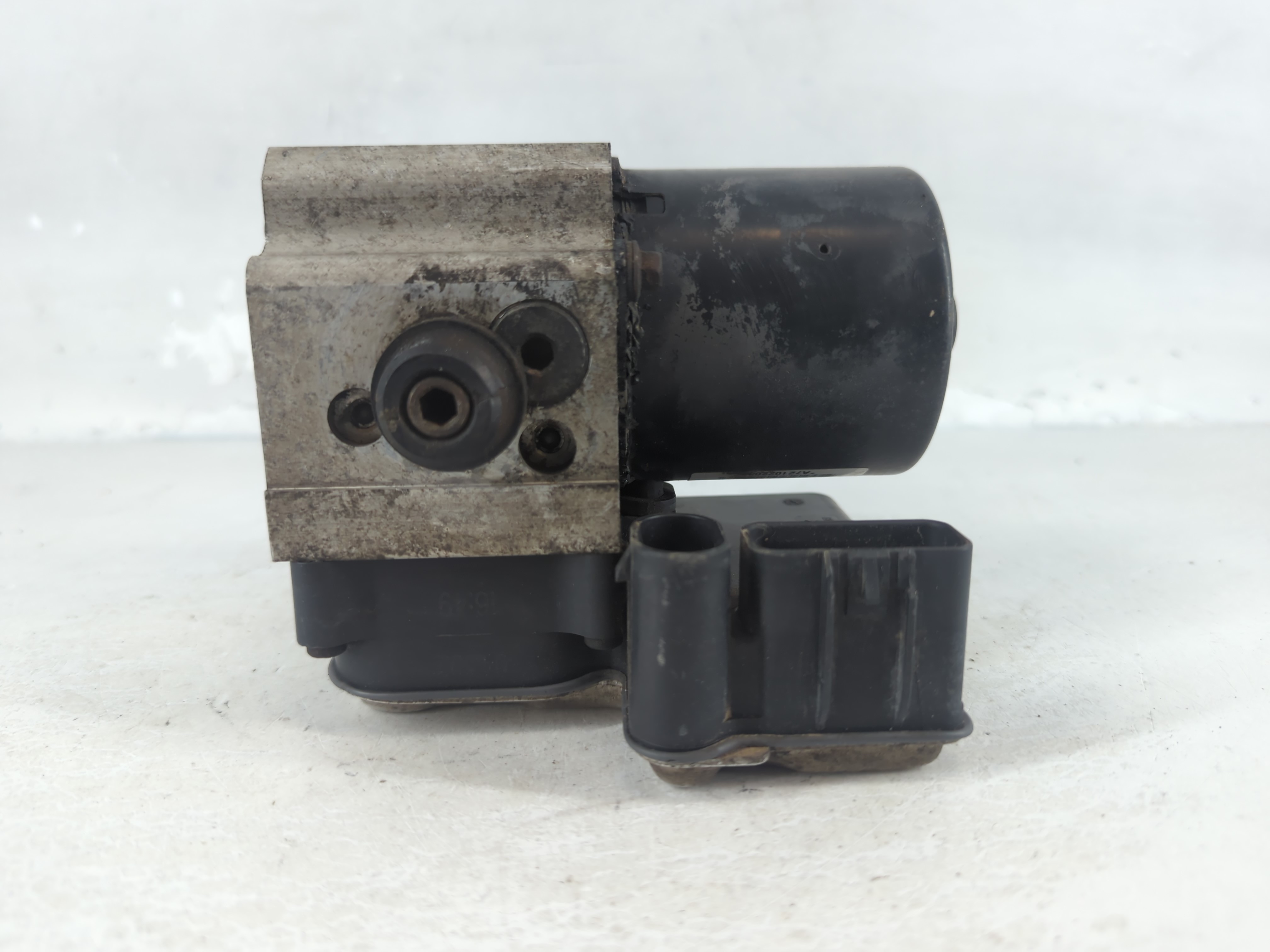 2002-2005 Chevrolet Trailblazer Abs Pump Control Module 851659 - Oemusedautoparts1.com