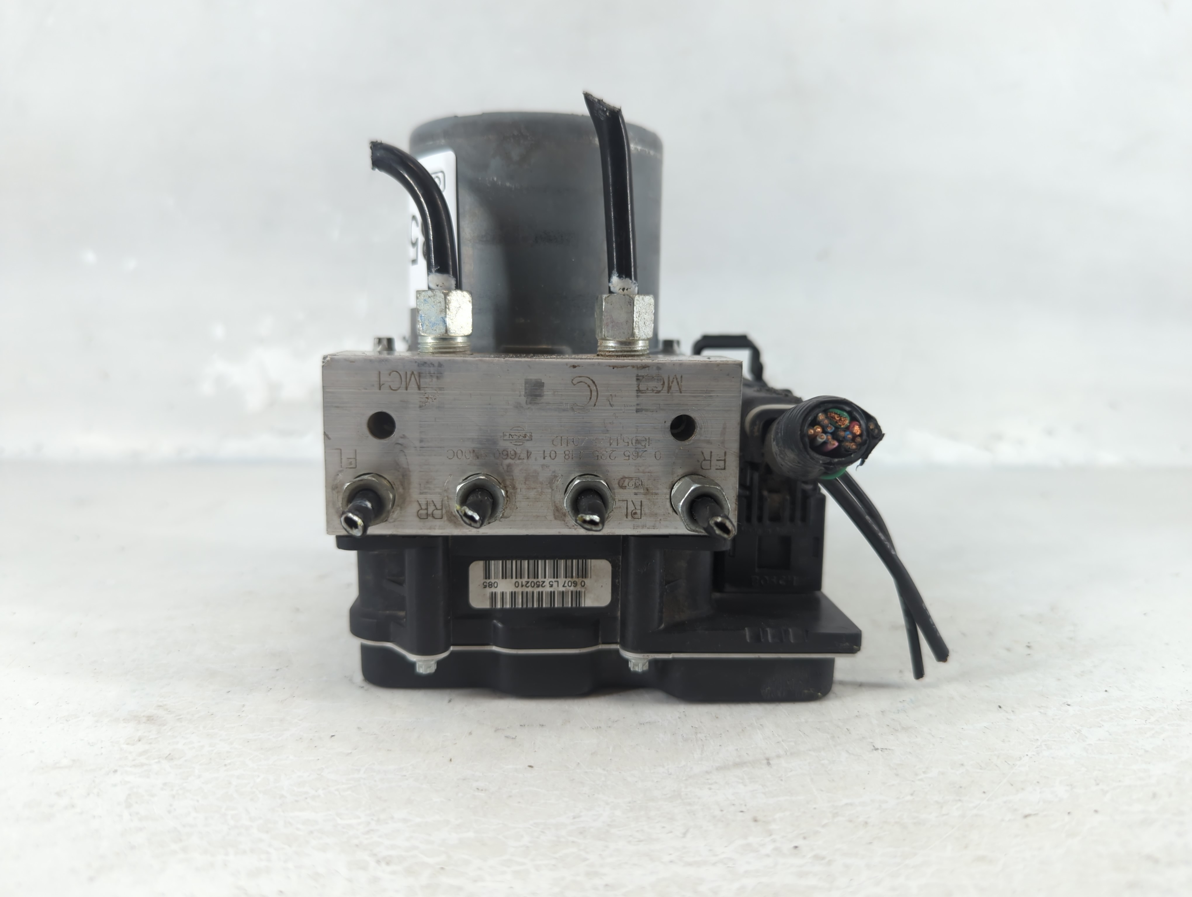Picture of 2009-2010 Nissan Maxima Abs Pump Control Module 851667