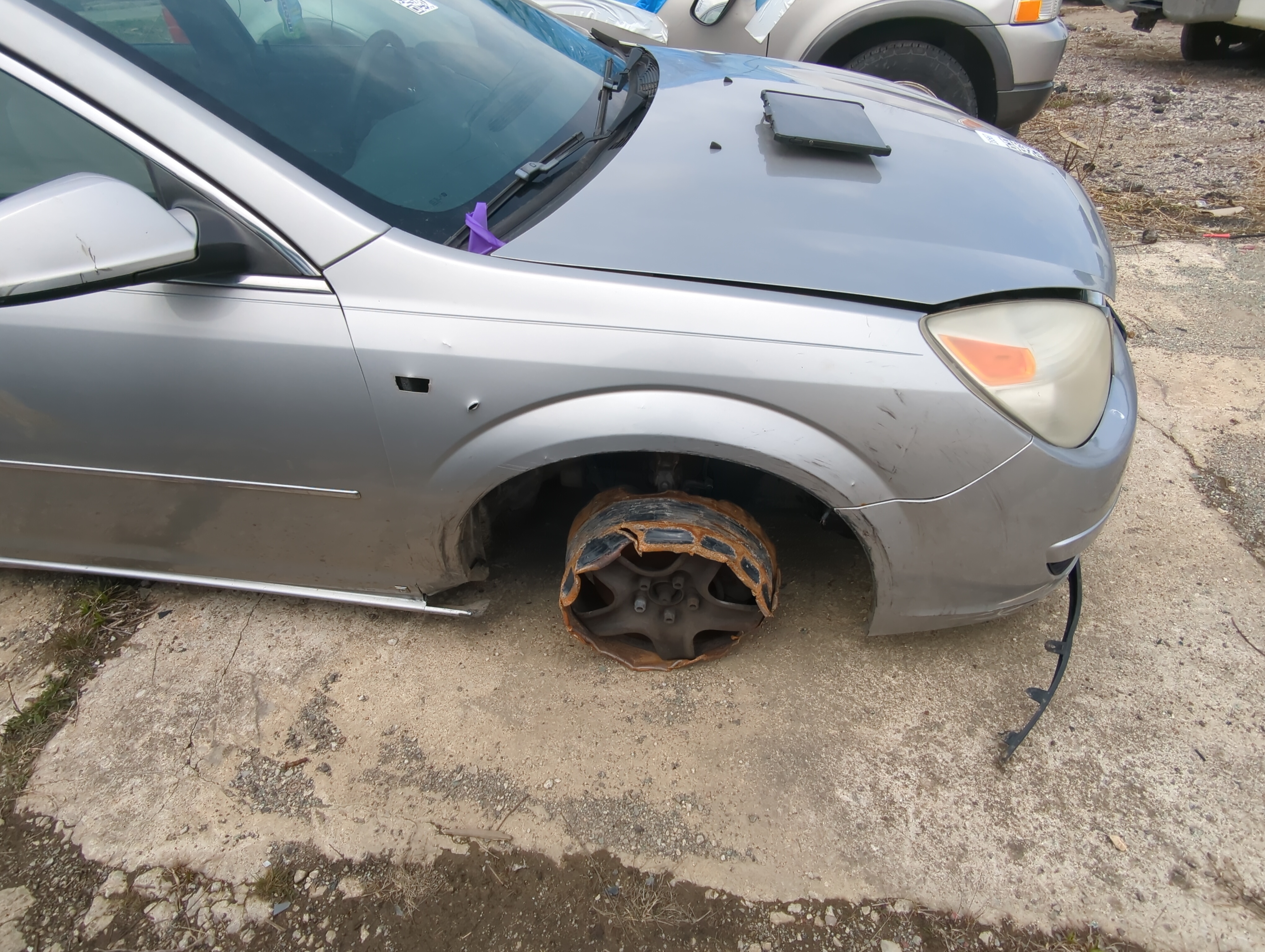 Picture of 2007-2009 Saturn Aura Passenger Fender 851724