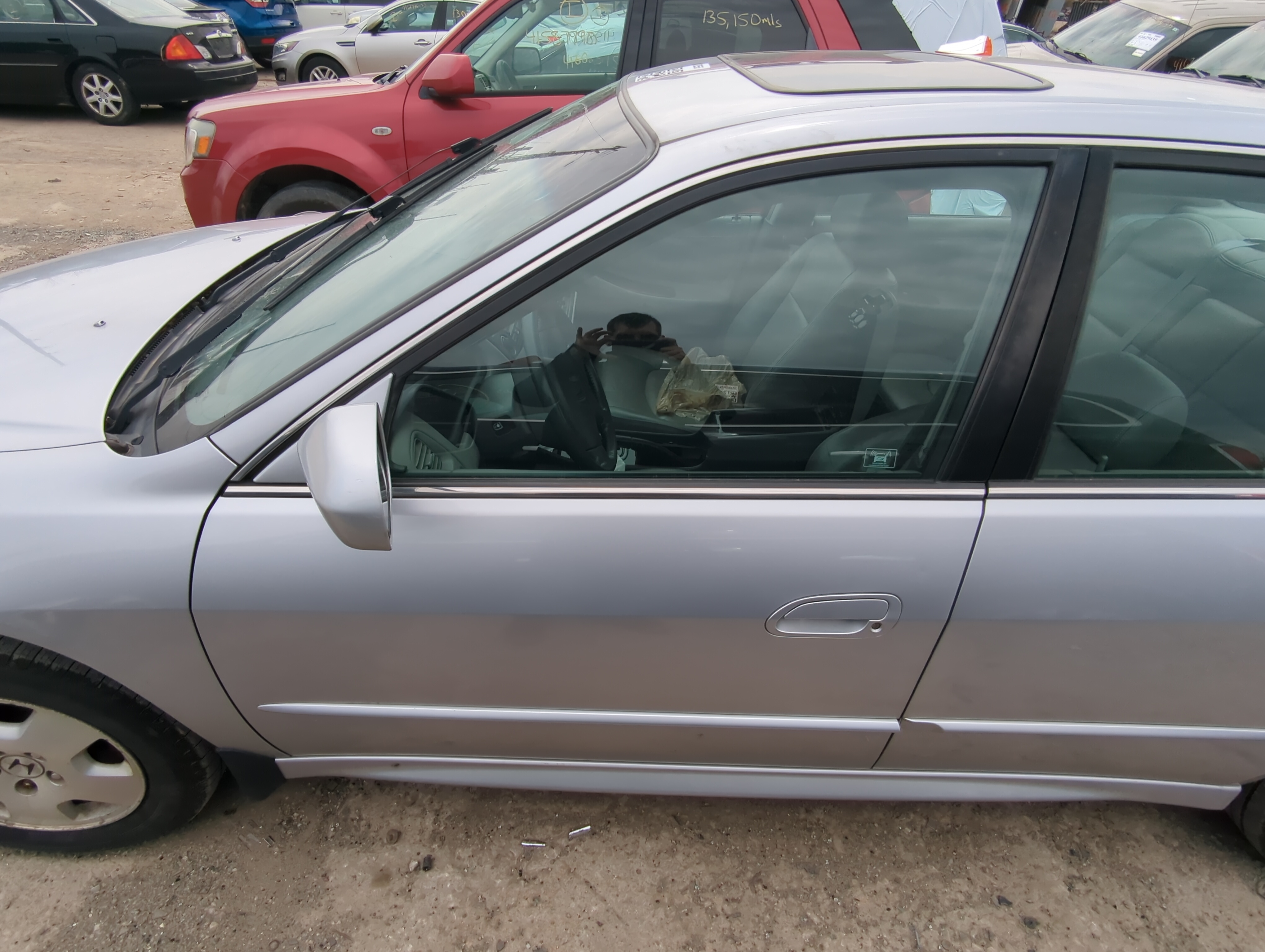 Picture of 1998-2002 Honda Accord Driver Front Door Oem 852173