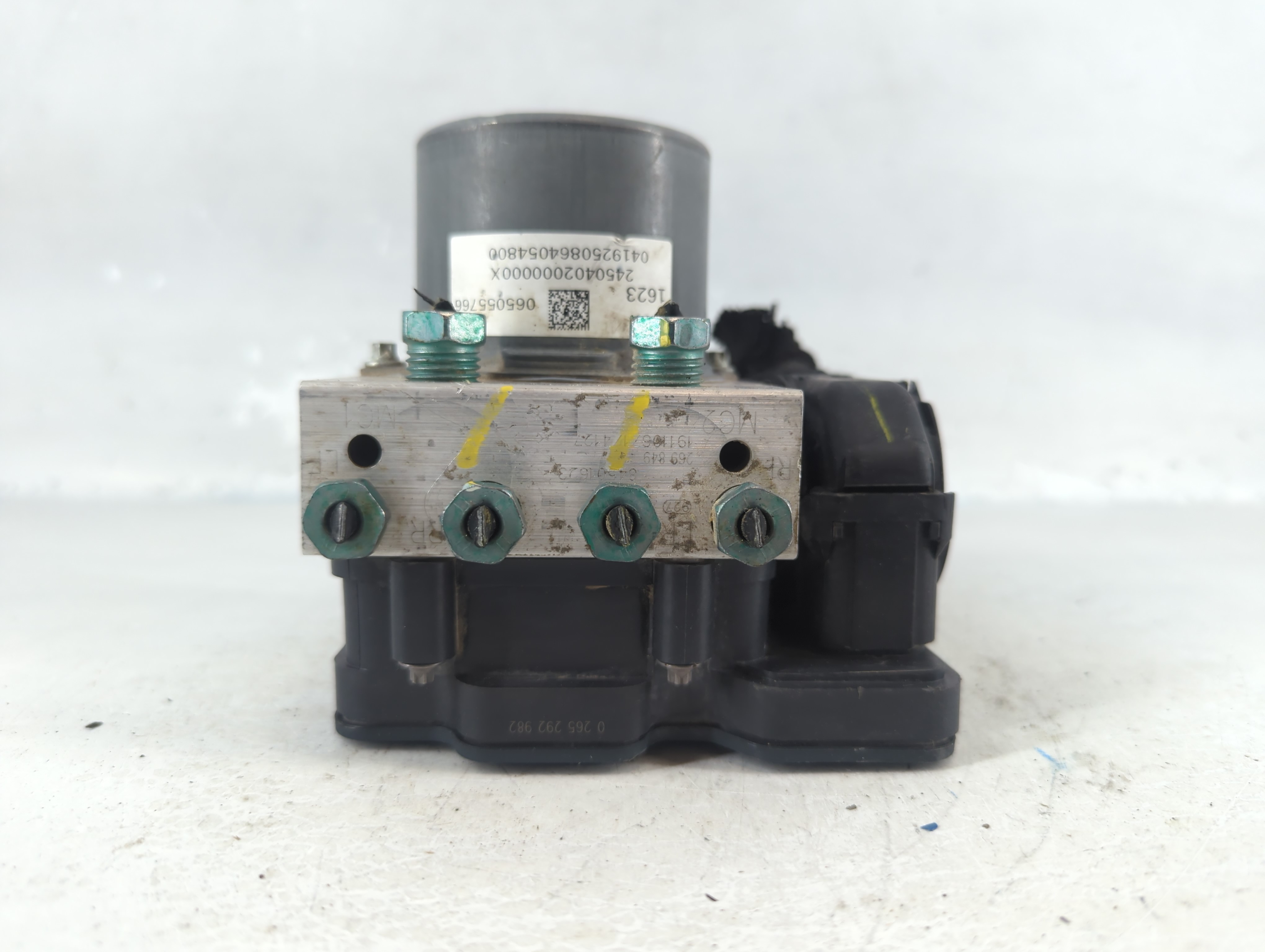 2019-2021 Chevrolet Malibu Abs Pump Control Module 852189 - Oemusedautoparts1.com