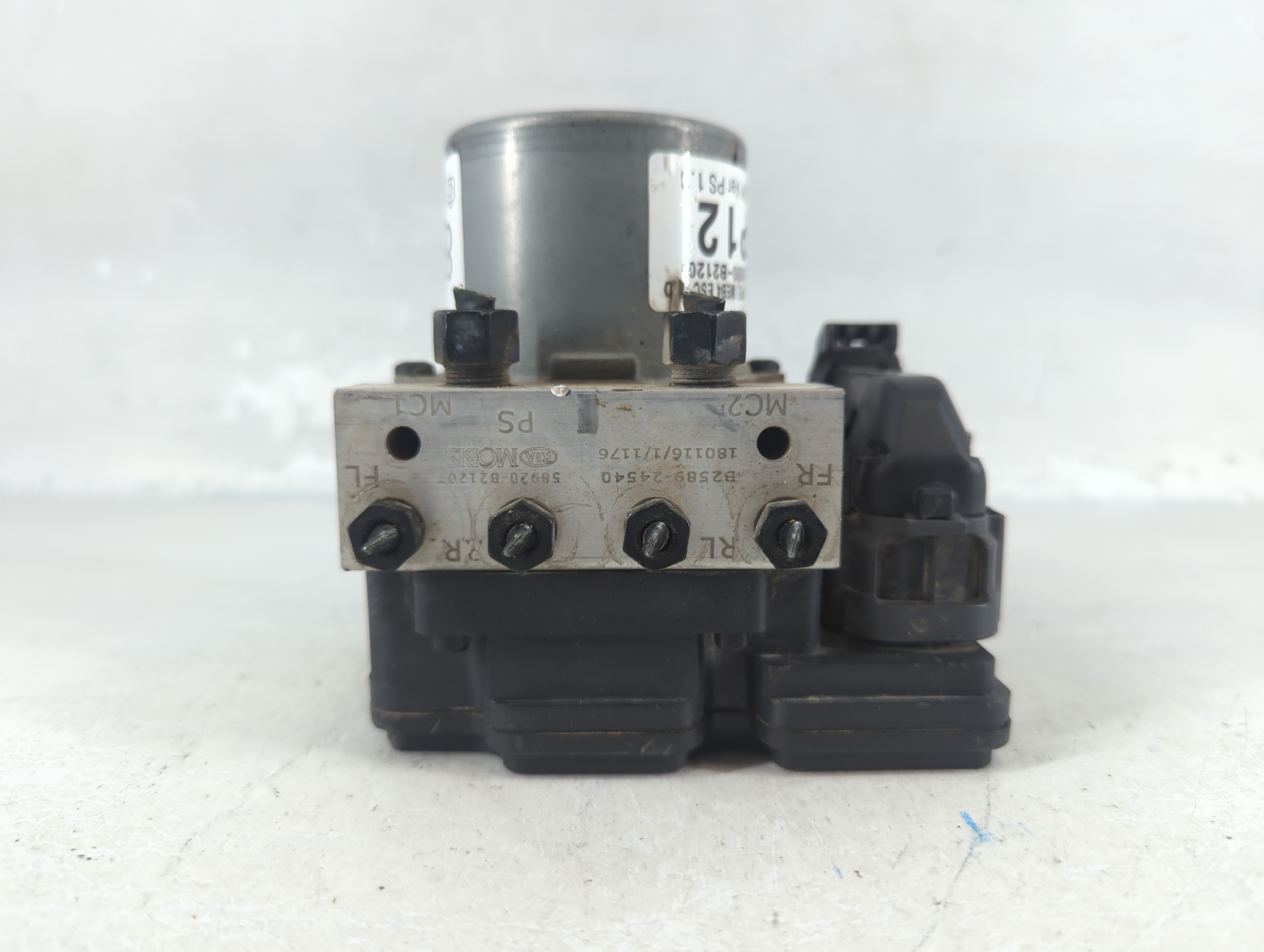 2017-2019 Kia Soul Abs Pump Control Module 852200 - Oemusedautoparts1.com