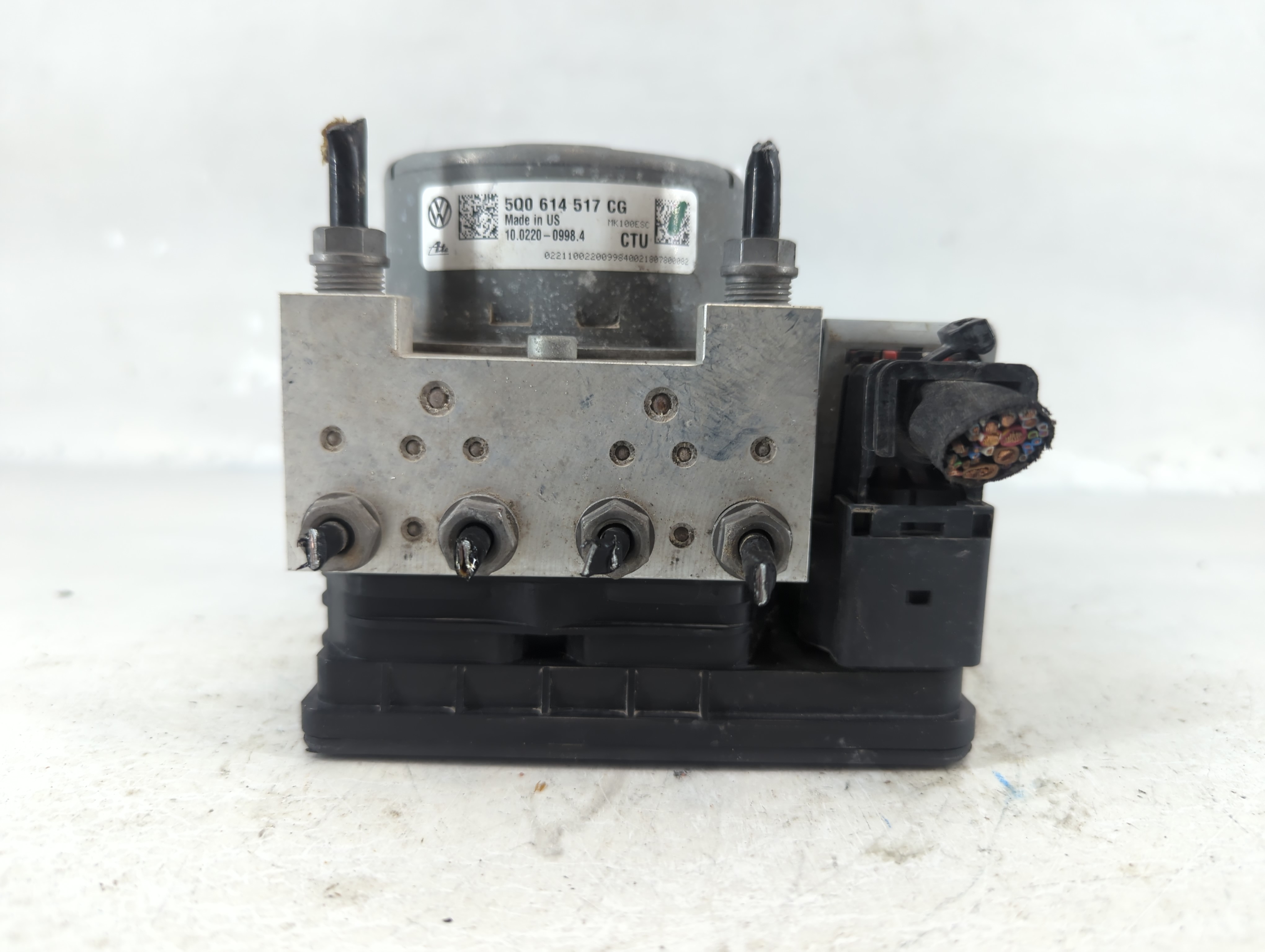 2017-2018 Audi A3 Abs Pump Control Module 852235 - Oemusedautoparts1.com