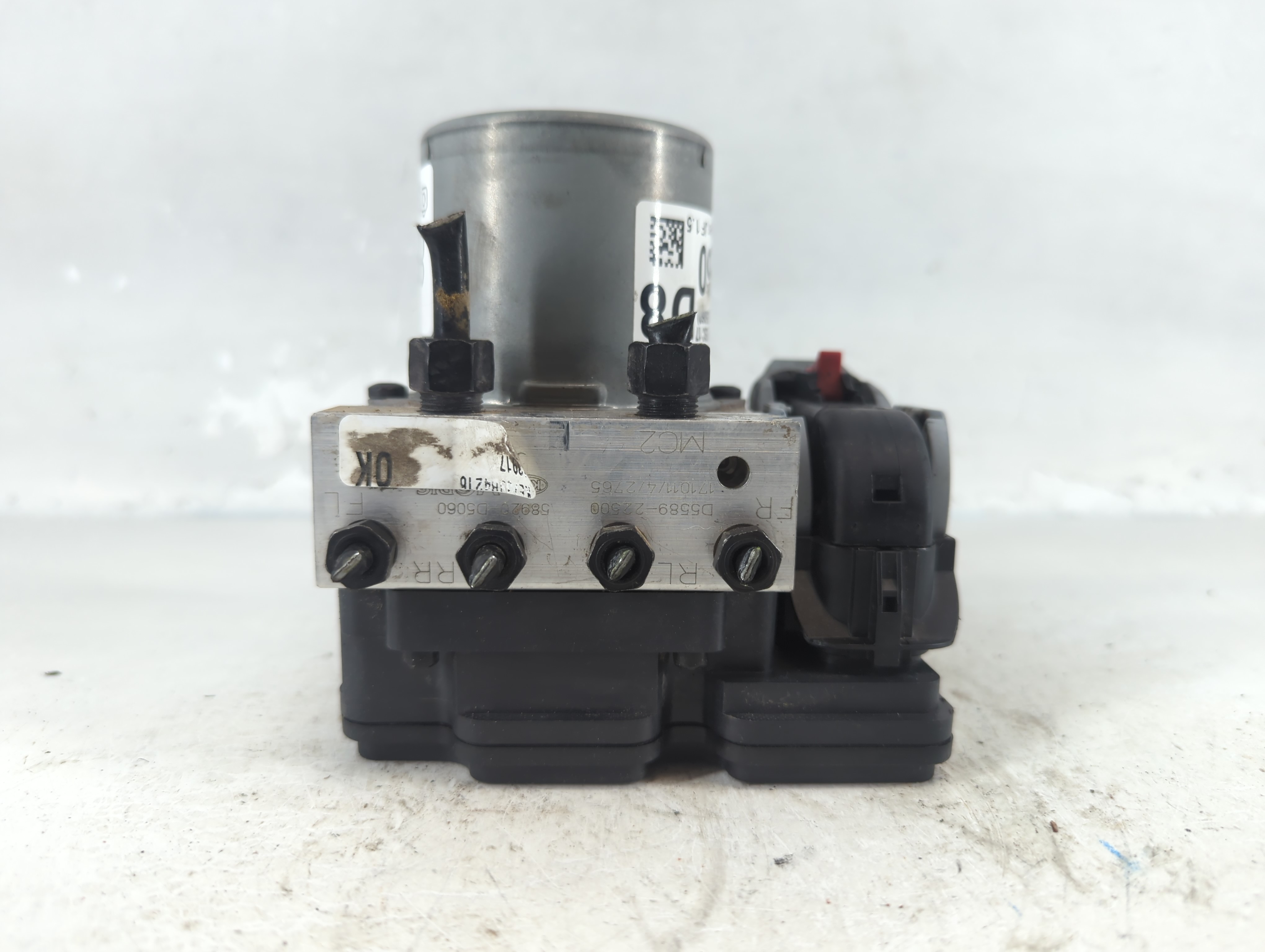2017-2018 Kia Optima Abs Pump Control Module 852236 - Oemusedautoparts1.com