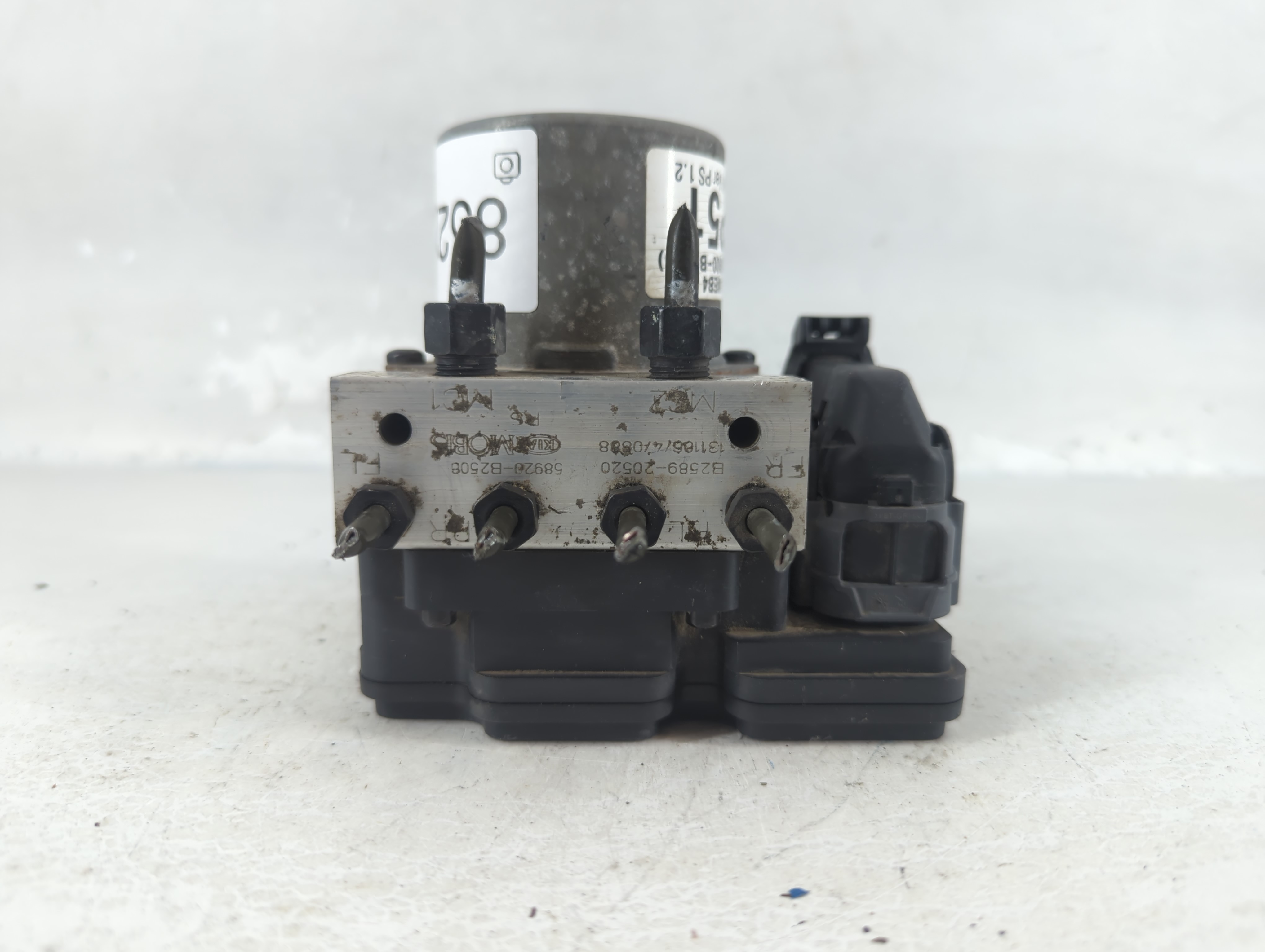 2013-2015 Mercedes-benz C250 Abs Pump Control Module 852246 - Oemusedautoparts1.com