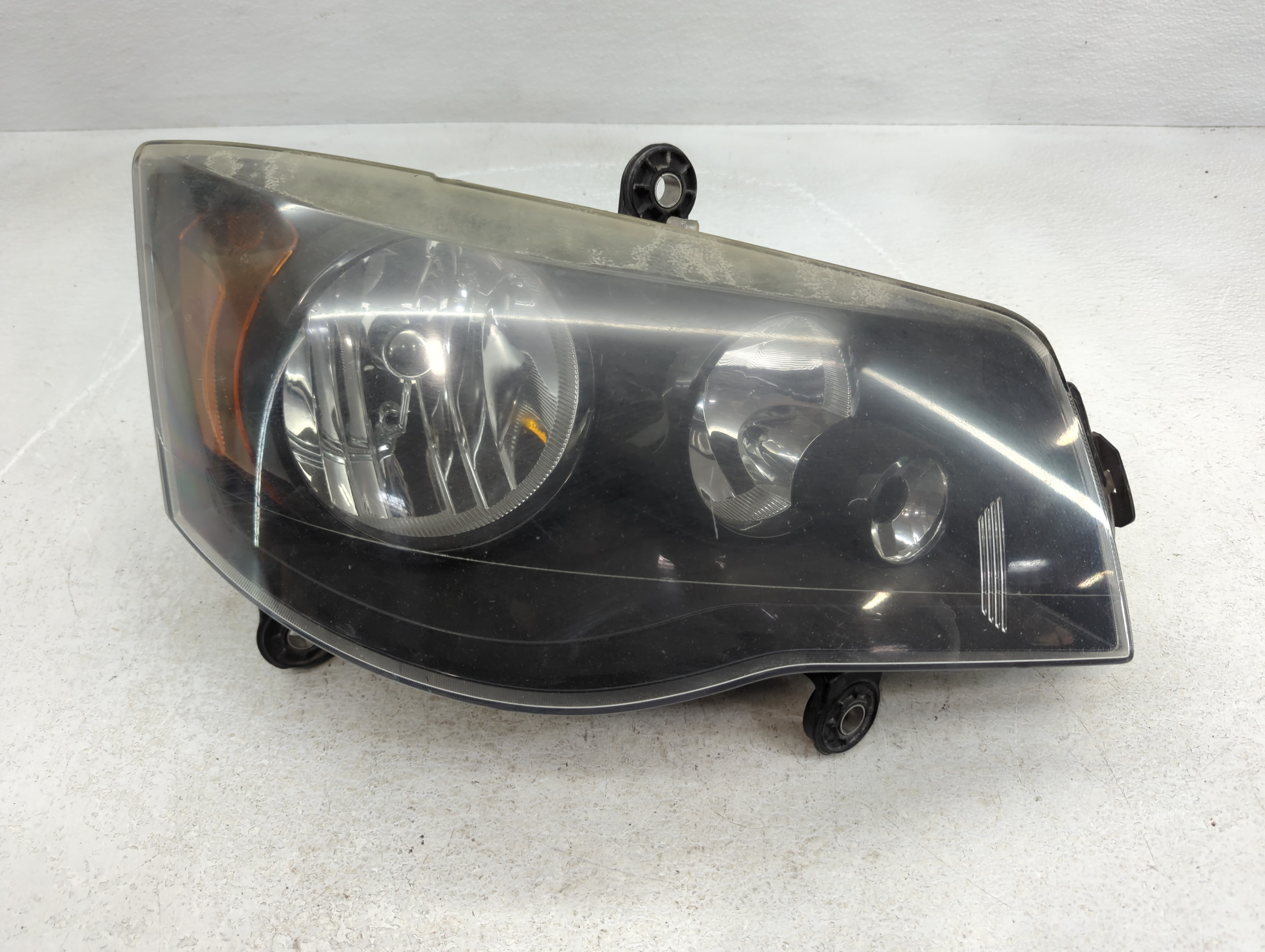 Picture of Dodge Caravan Passenger Right Oem Head Light Headlight Lamp 852268