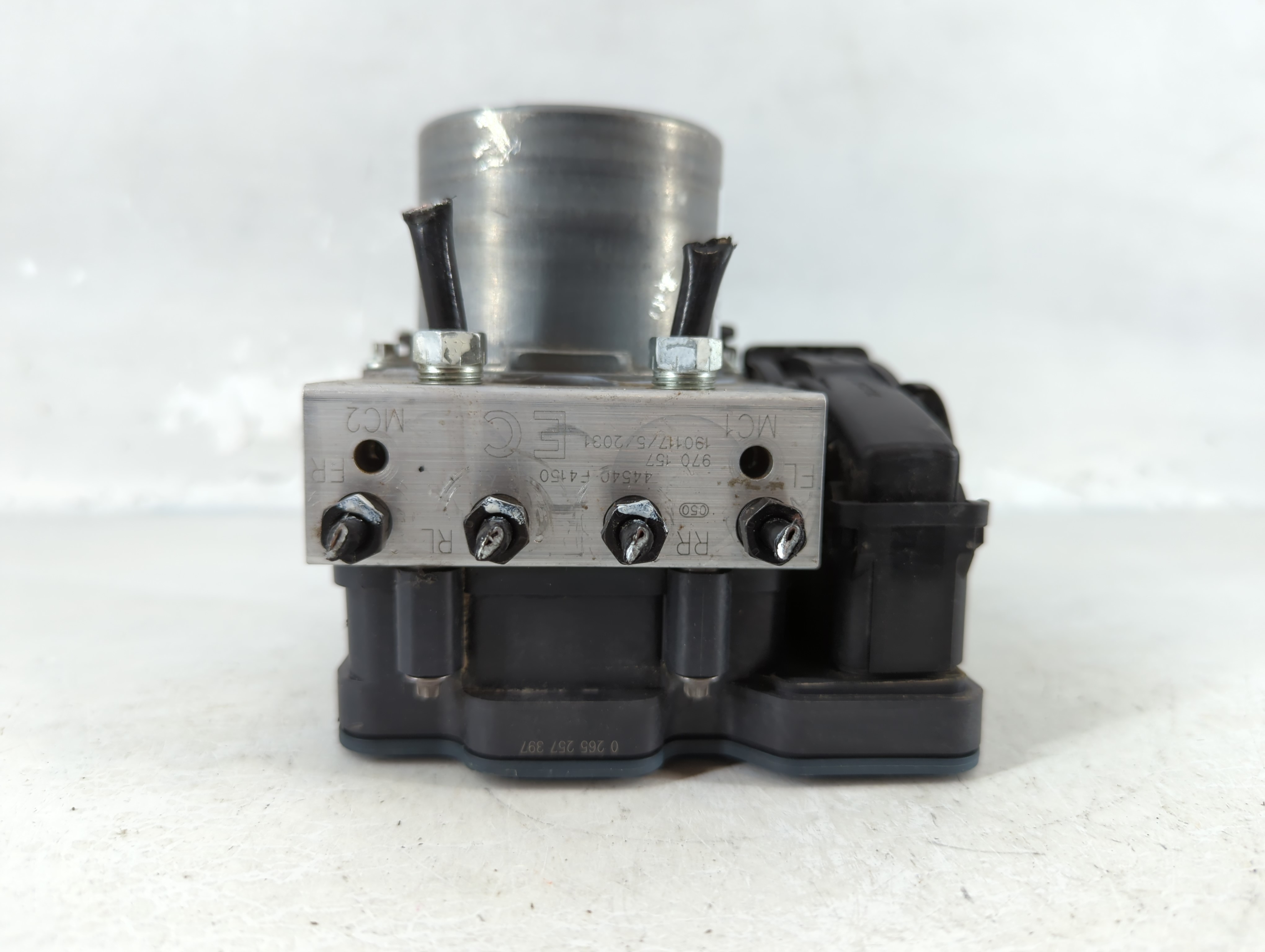 2019-2019 Toyota C-hr Abs Pump Control Module 852286 - Oemusedautoparts1.com