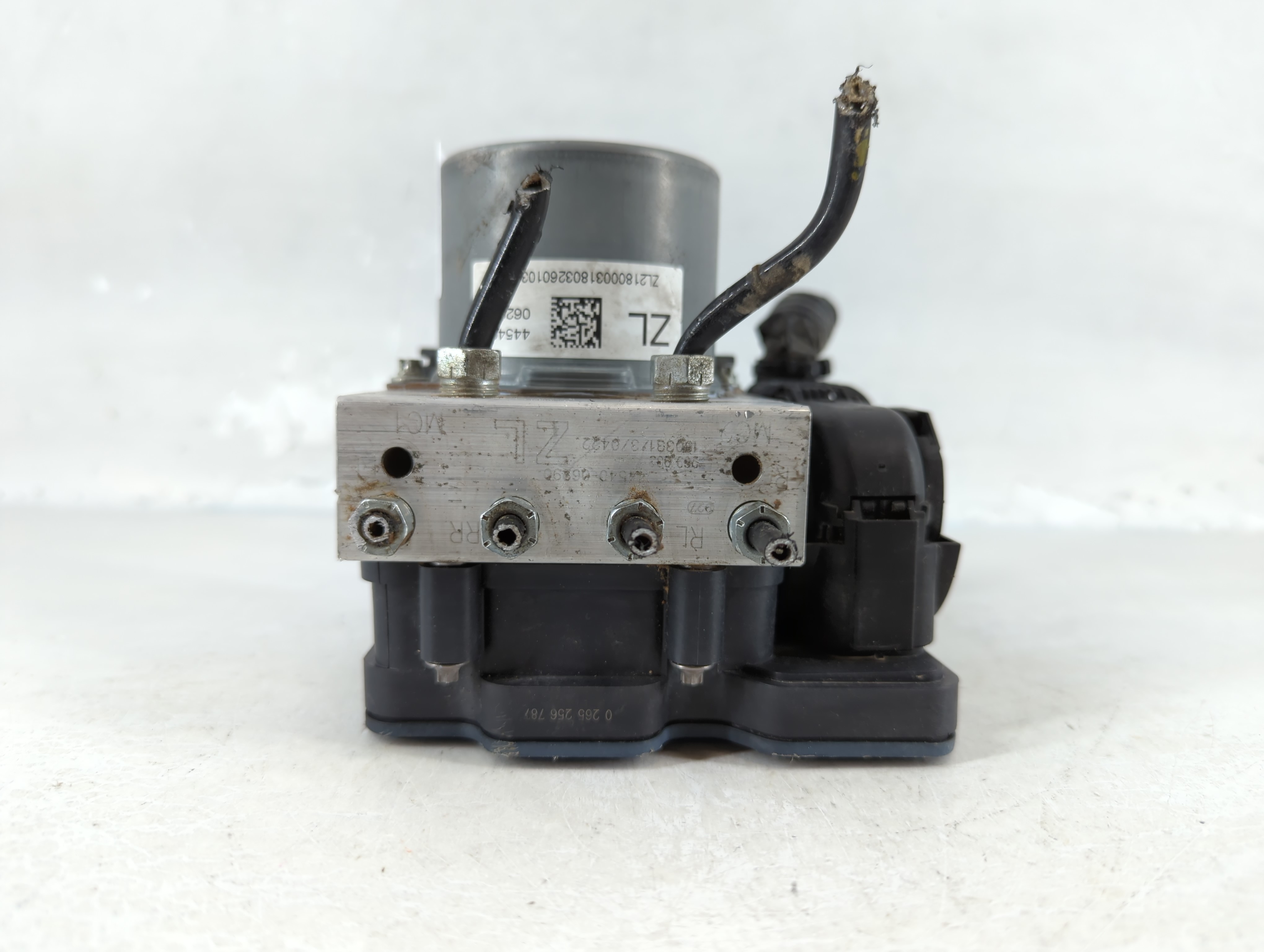 2018-2020 Toyota Camry Abs Pump Control Module 852290 - Oemusedautoparts1.com