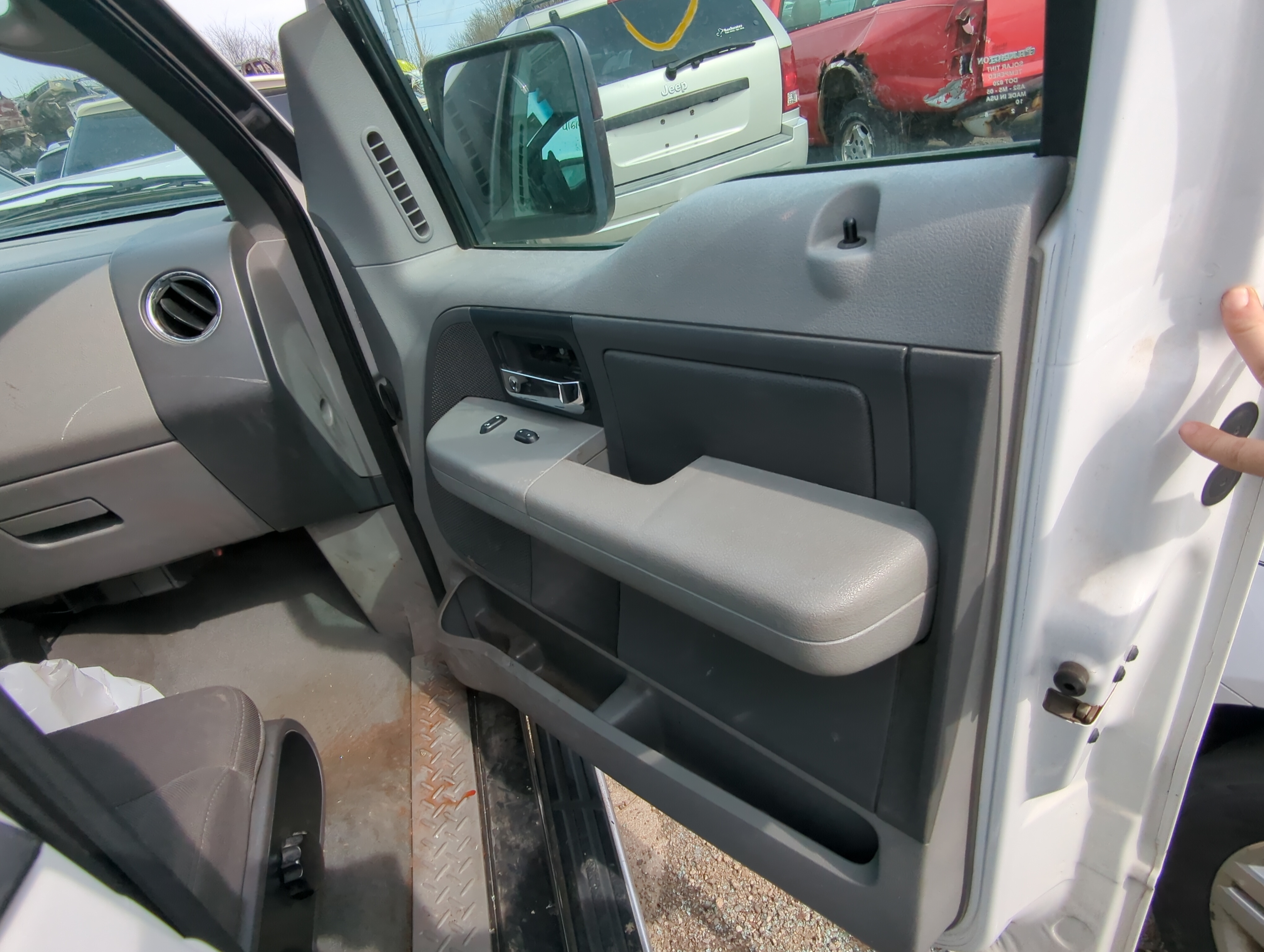 2004 Ford Ford F150 Pickup Front Right Passenger Interior Door Panel Trim 852317 - Oemusedautoparts1.com