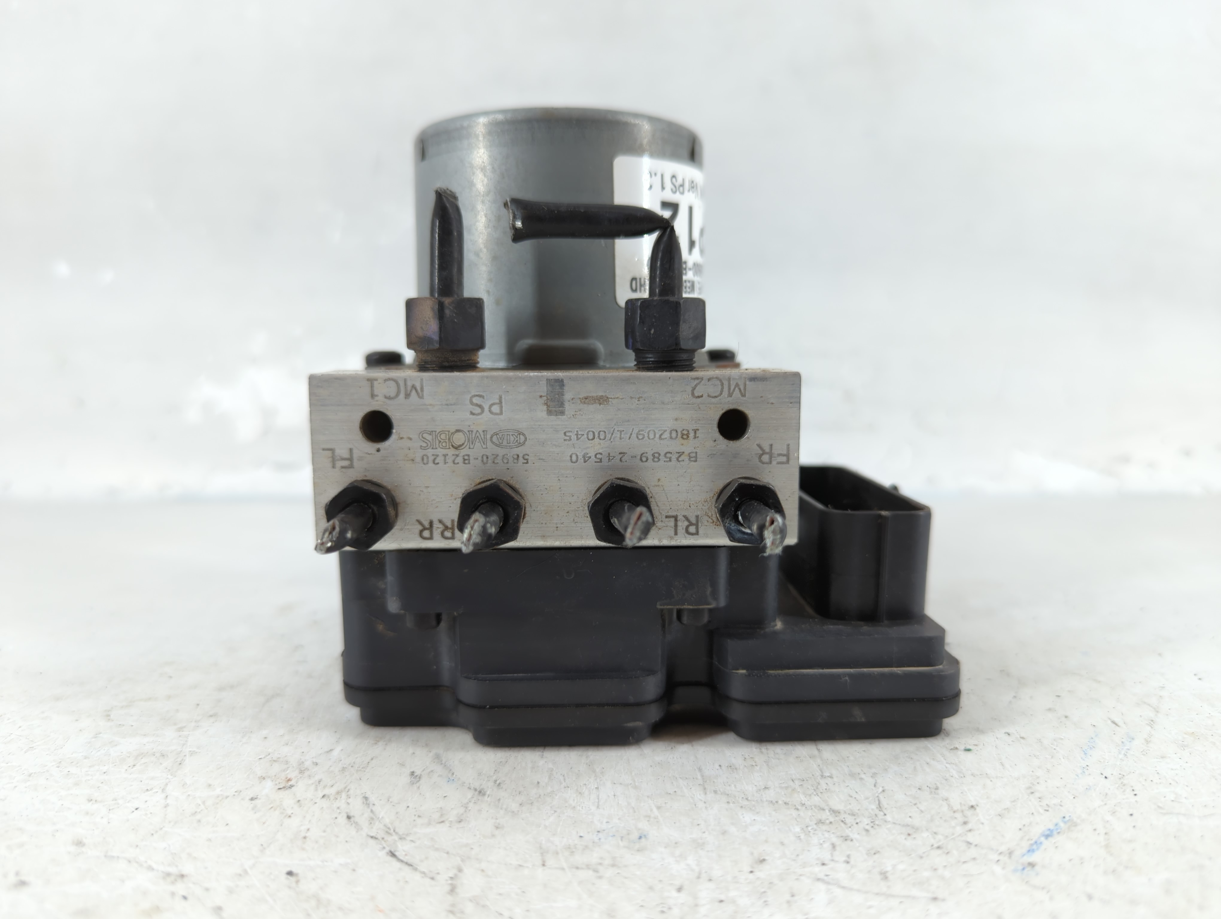 Picture of Nissan Frontier Abs Pump Control Module 852478