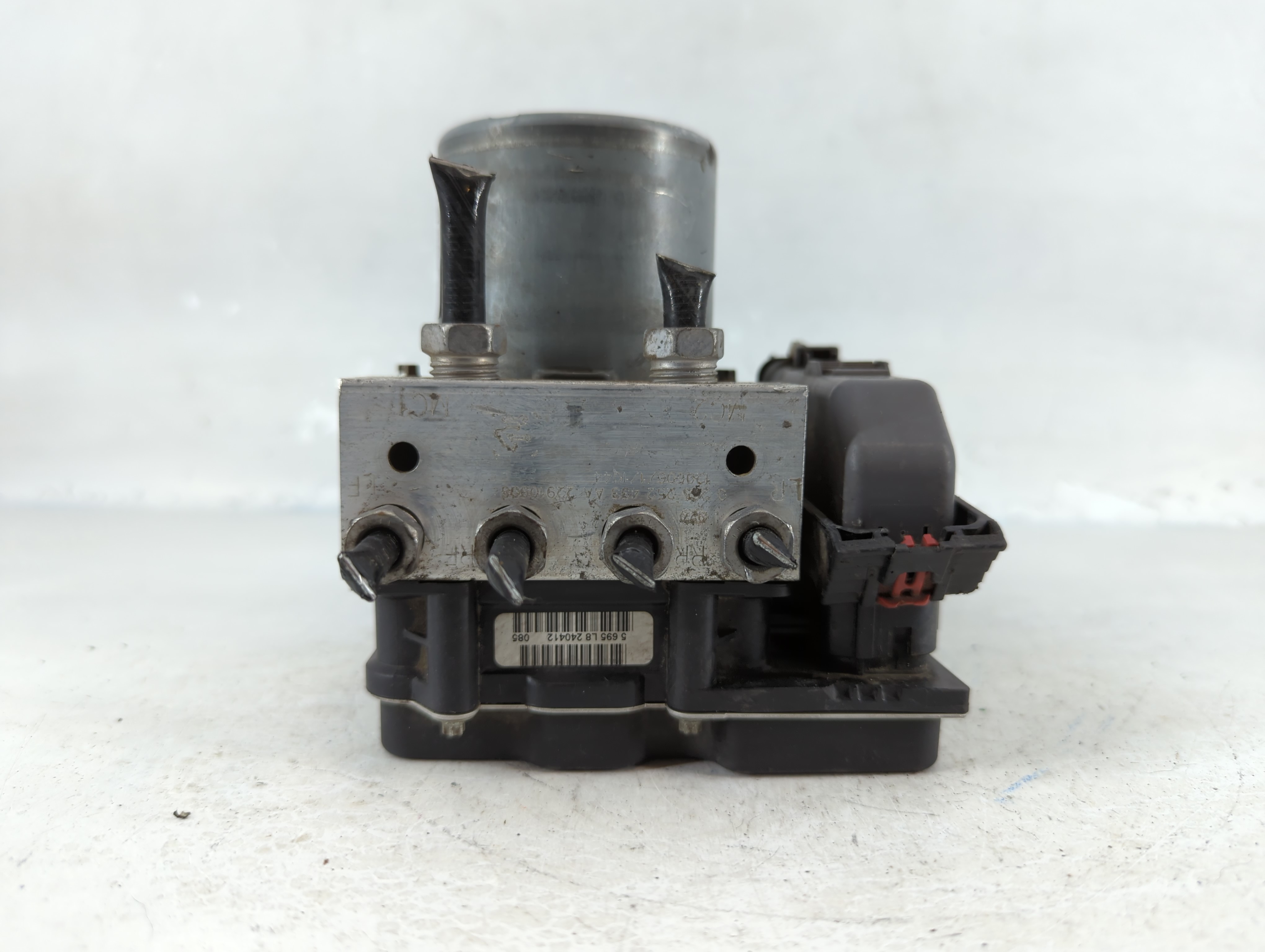 2009-2013 Chevrolet Silverado 1500 Abs Pump Control Module 852479 - Oemusedautoparts1.com