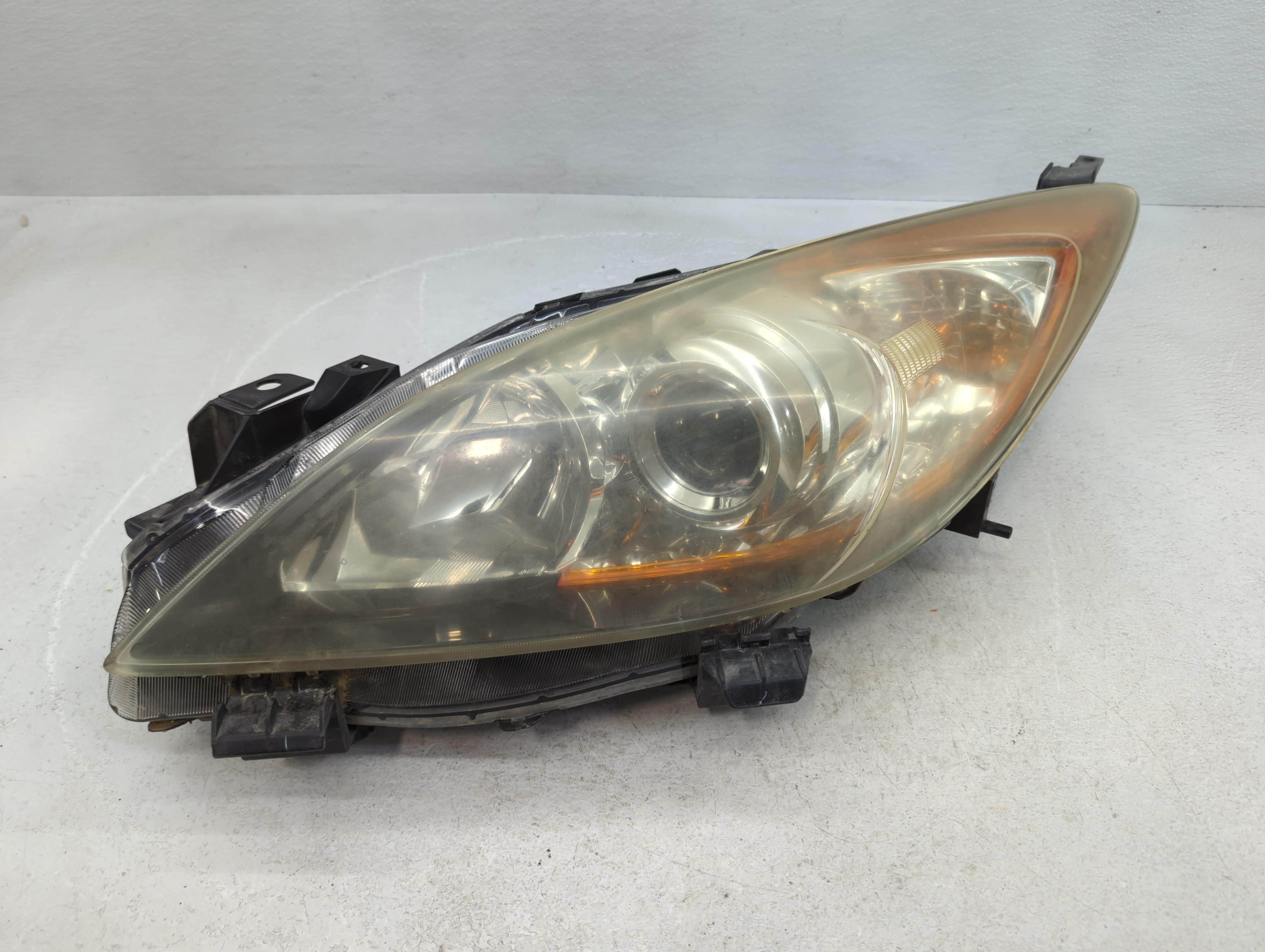 2010-2013 Mazda 3 Driver Left Oem Head Light Headlight Lamp 852483 - Oemusedautoparts1.com