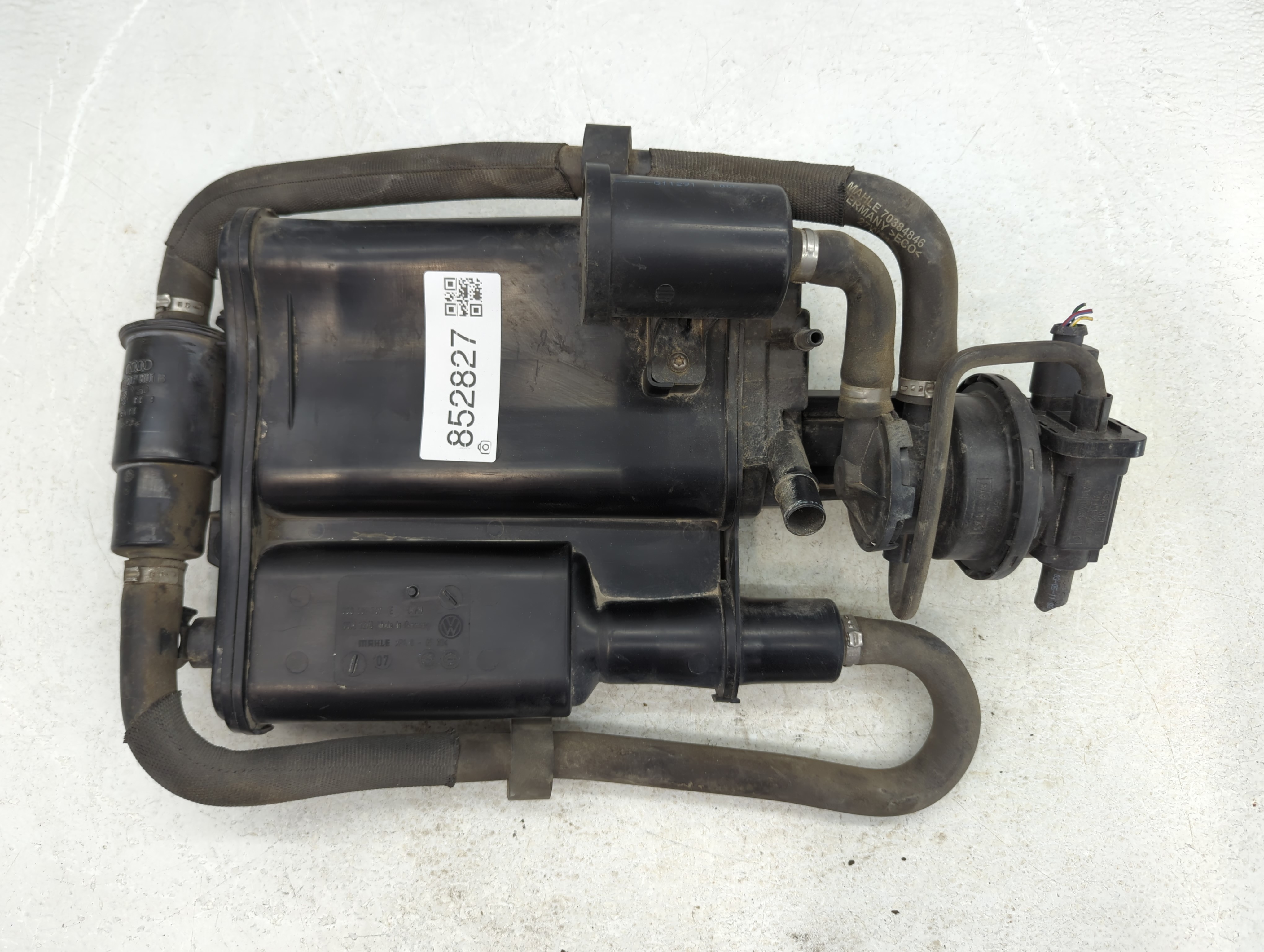 Picture of 2012 Volkswagen Cc Fuel Vapor Charcoal Canister 852827