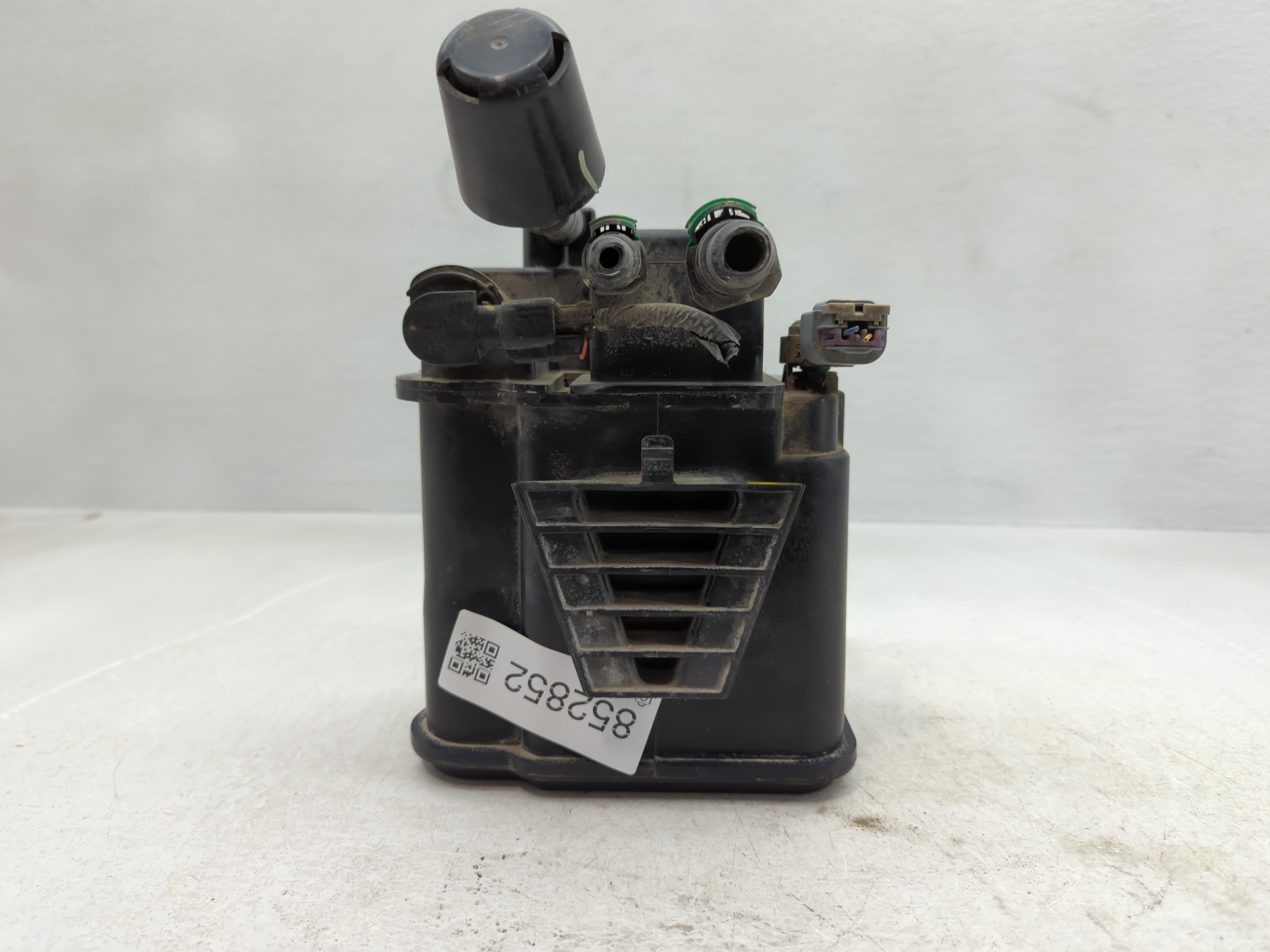 2017 Buick Encore Fuel Vapor Charcoal Canister 852852 - Oemusedautoparts1.com