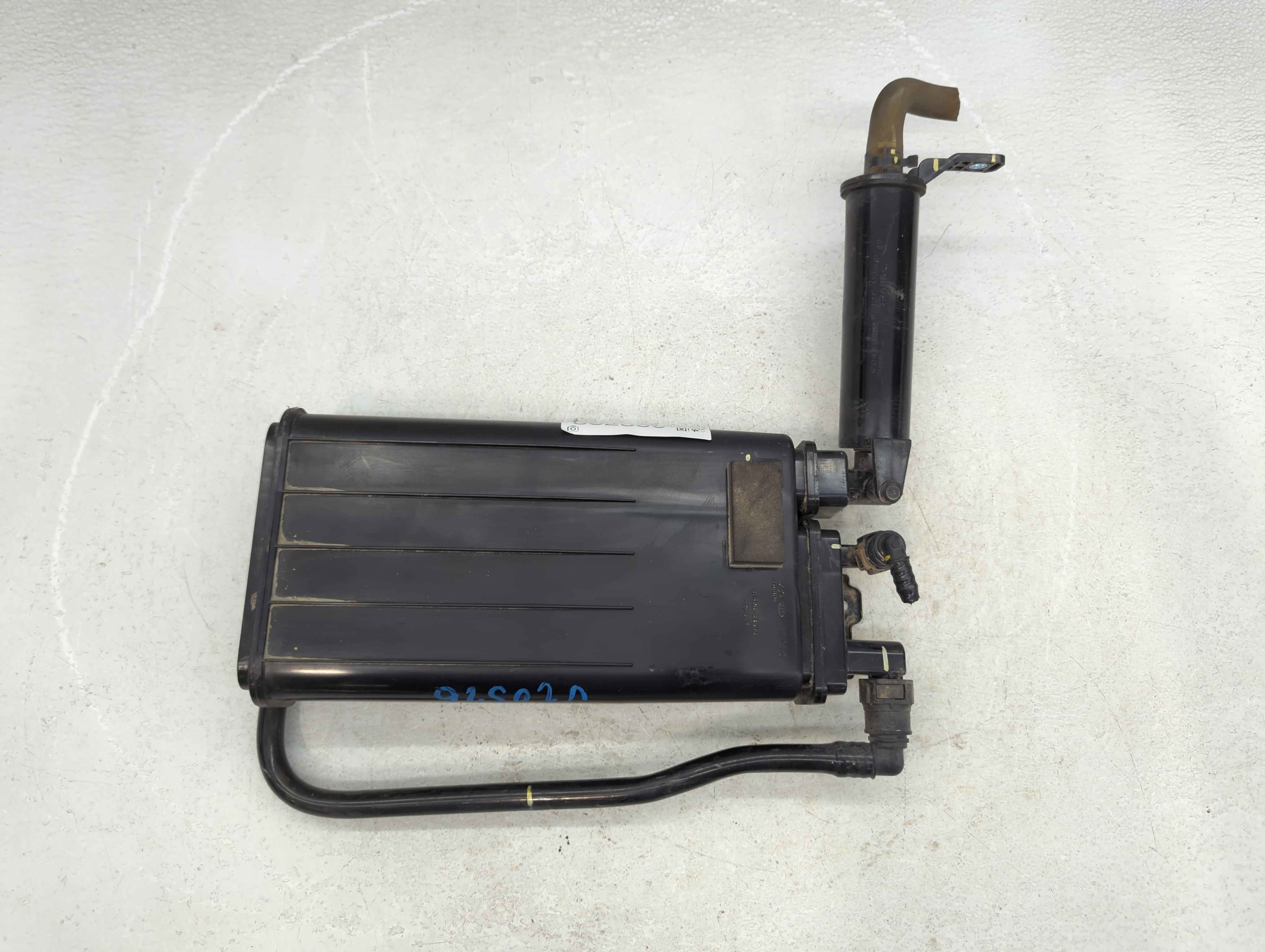 Picture of 2021 Hyundai Tucson Fuel Vapor Charcoal Canister 852859