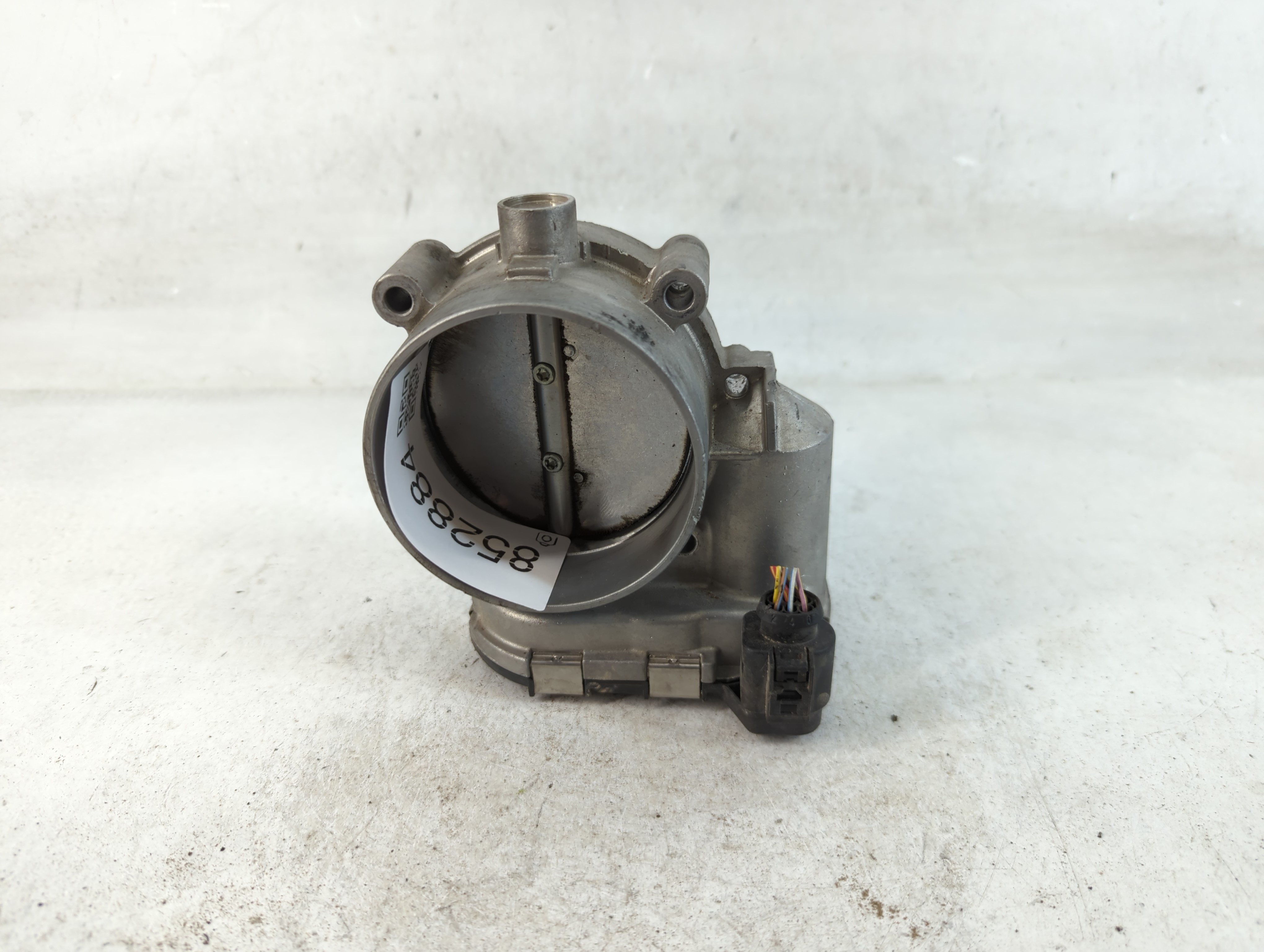 Picture of 2000-2000 Audi A8 Throttle Body 852884
