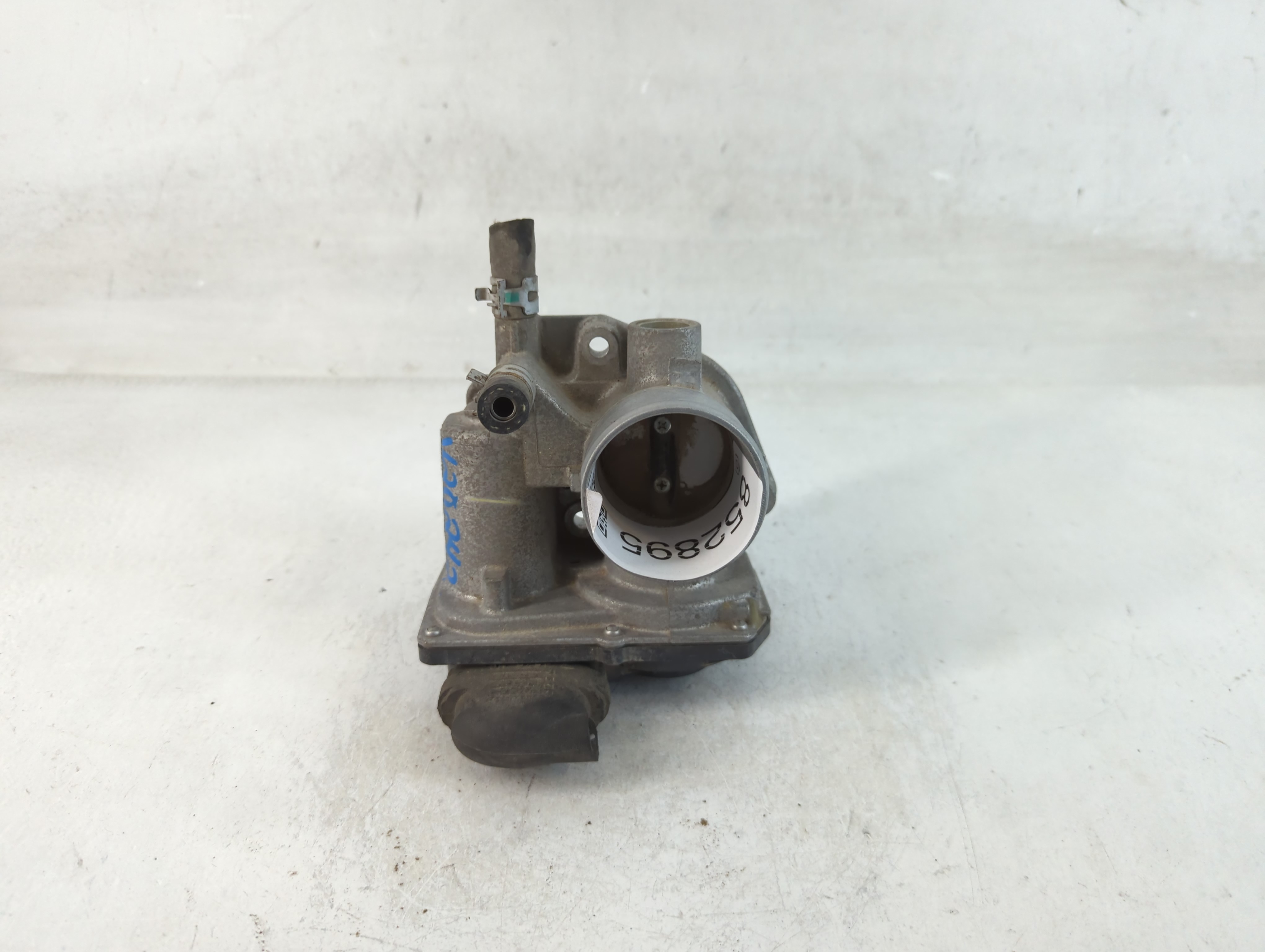 2012-2019 Toyota Prius C Throttle Body 852895 - Oemusedautoparts1.com