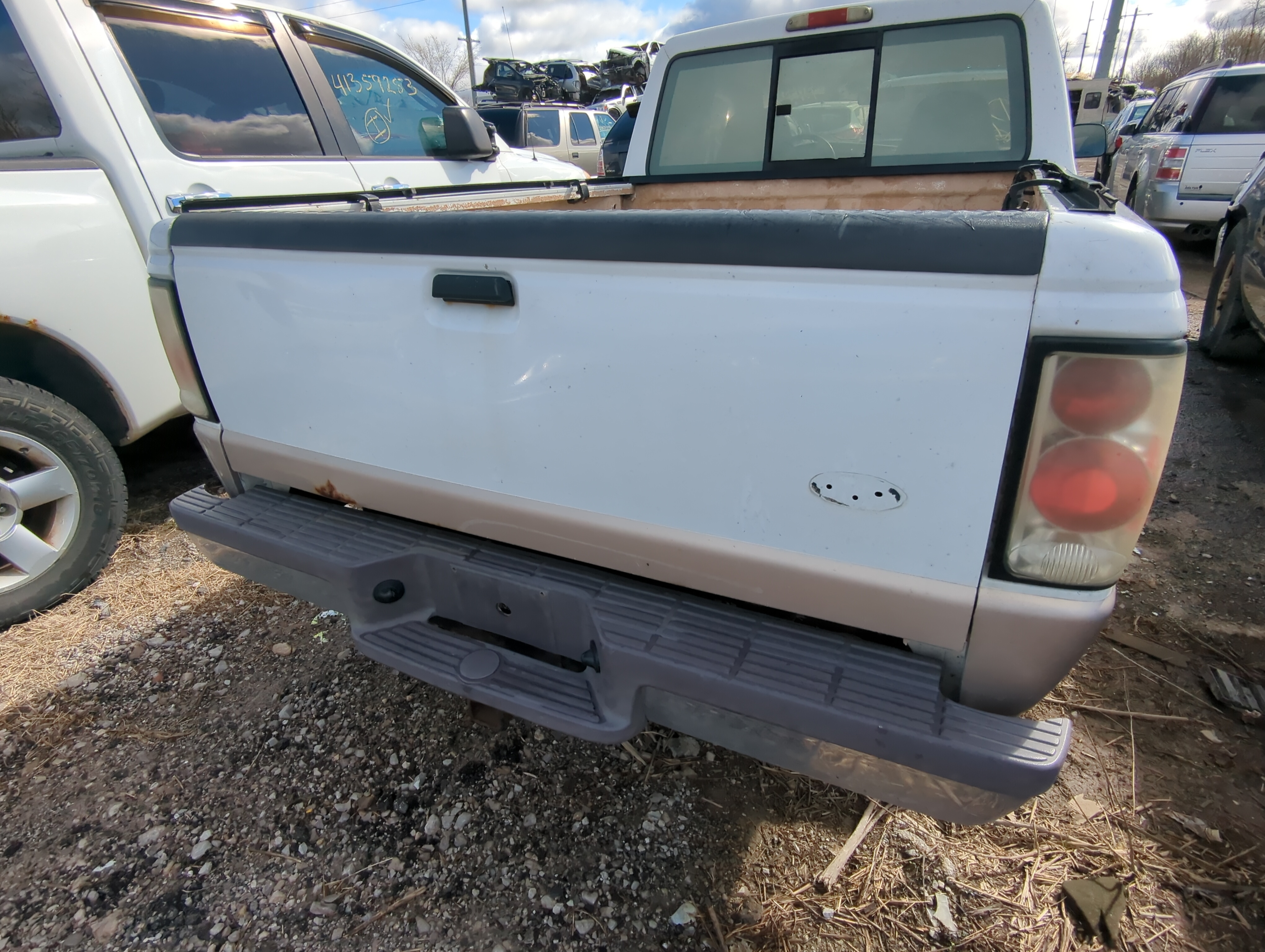 1993-2004 Ford Ranger Trunk/decklid/hatch/tailgate Oem 853508 - Oemusedautoparts1.com