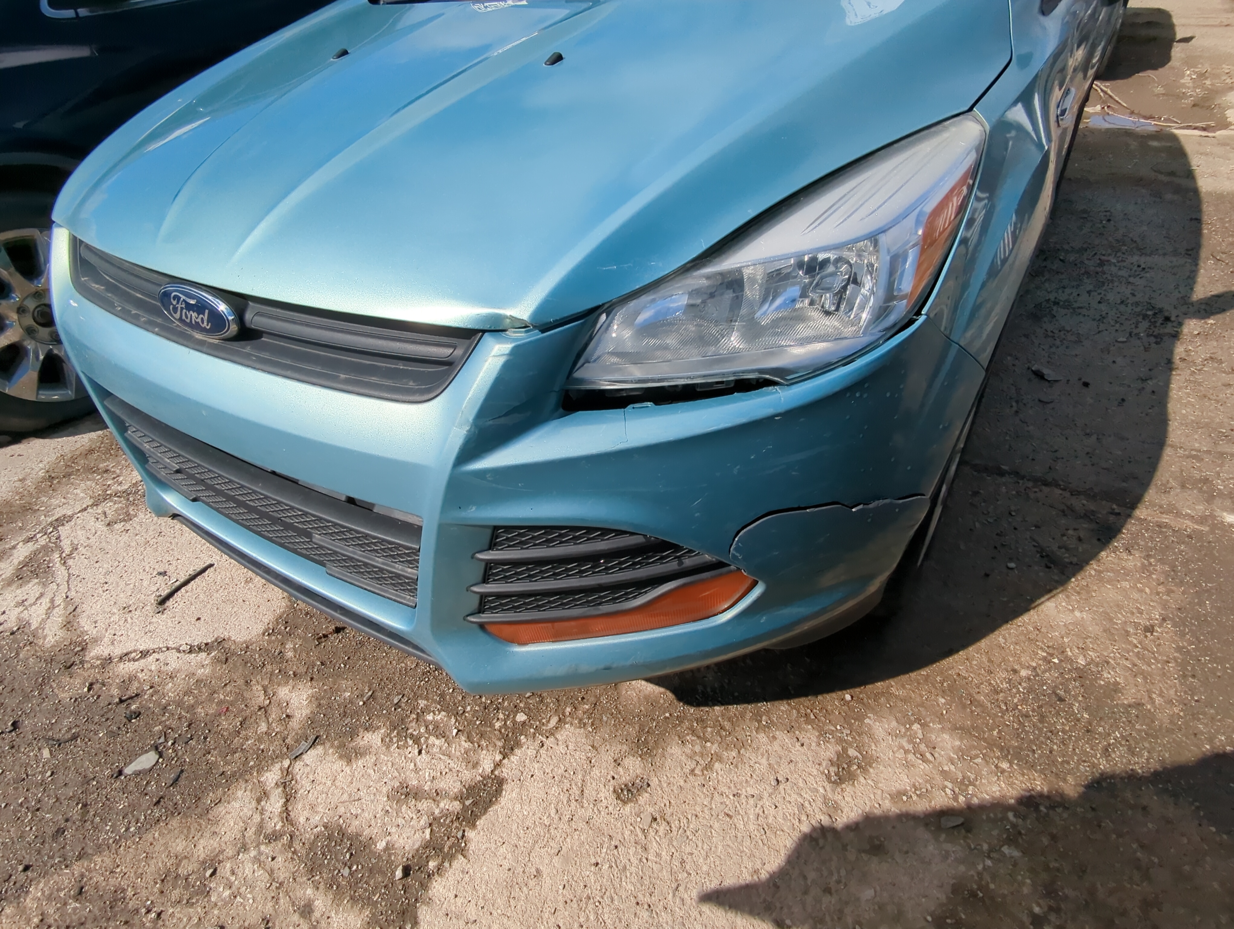 2013-2016 Ford Escape Front Bumper - Oem 853649 - Oemusedautoparts1.com