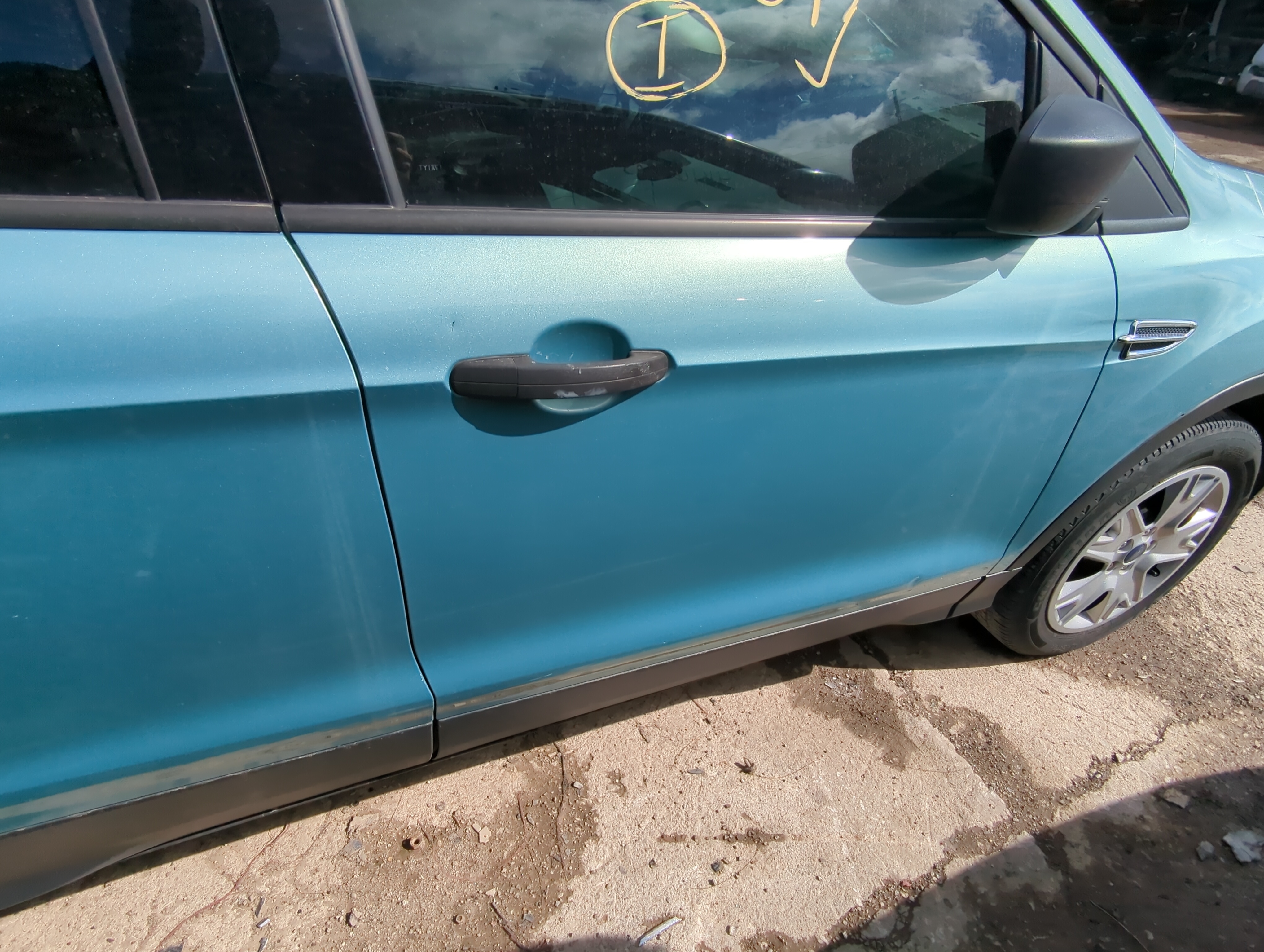 2013-2019 Ford Escape Passenger Front Door Oem 853652 - Oemusedautoparts1.com