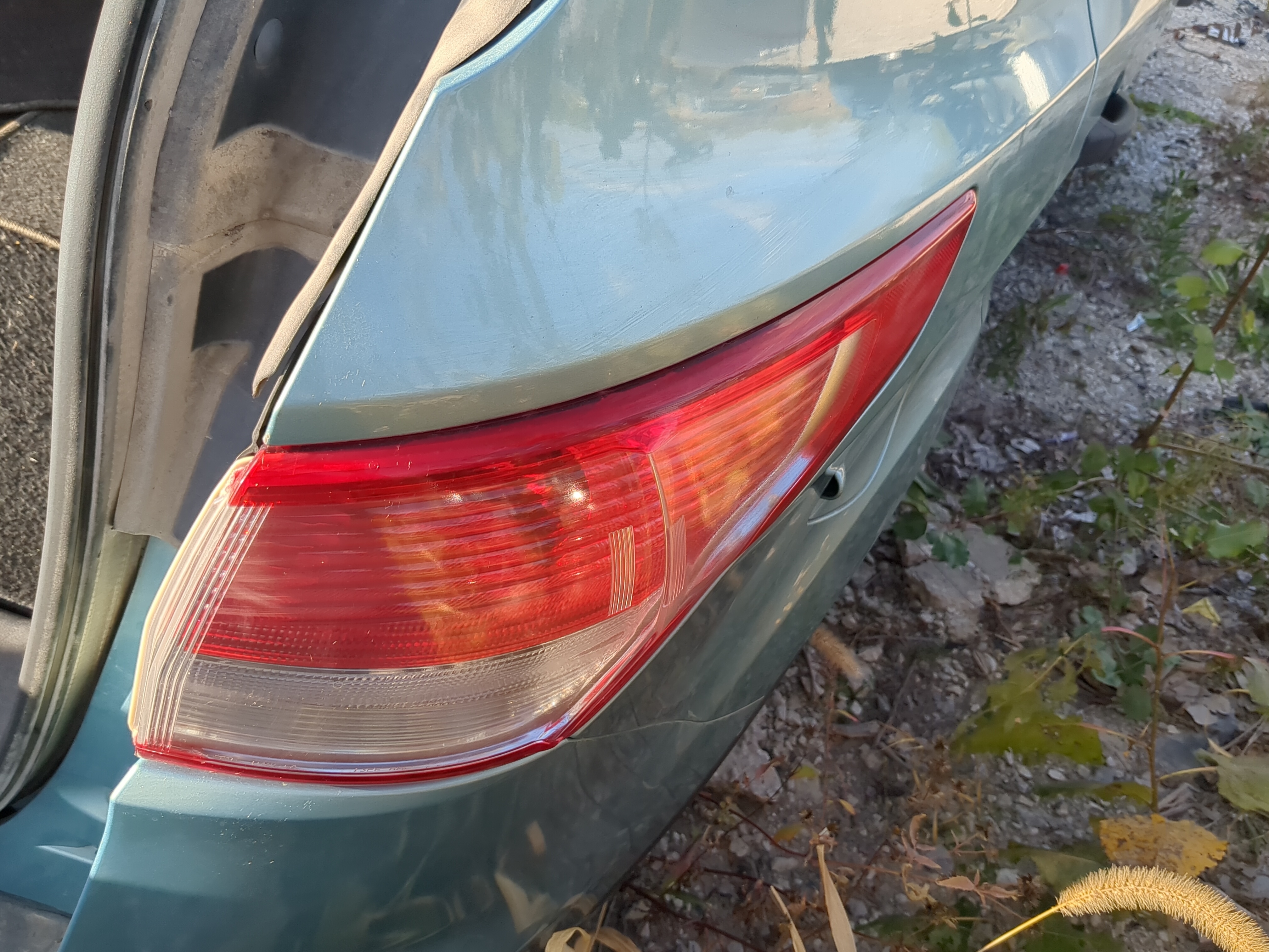 Picture of 2013-2016 Ford Escape Passenger Right Side Tail Light Taillight Oem 853701