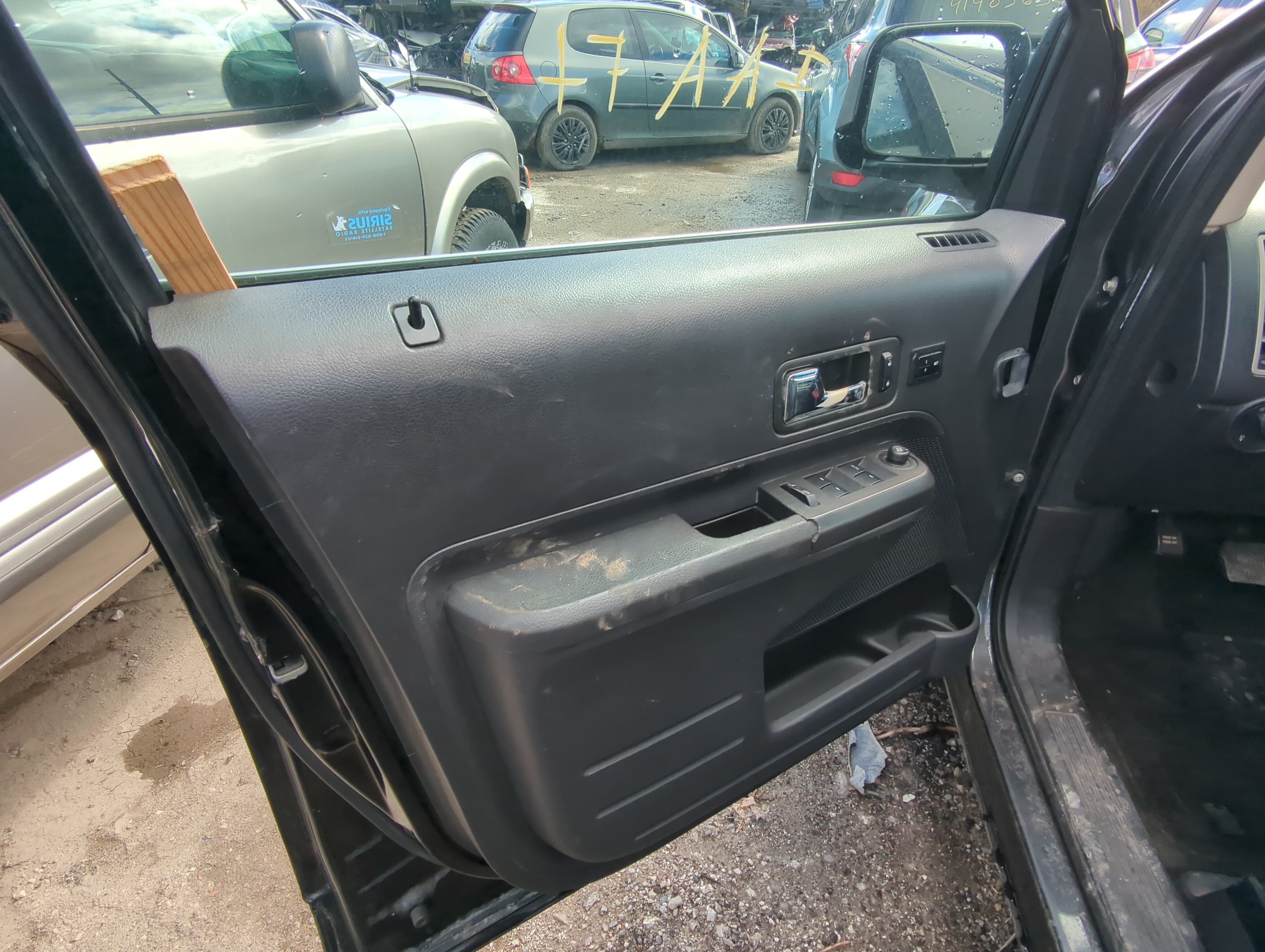 2007 Ford Edge Front Left Driver Interior Door Panel Trim 853924 - Oemusedautoparts1.com