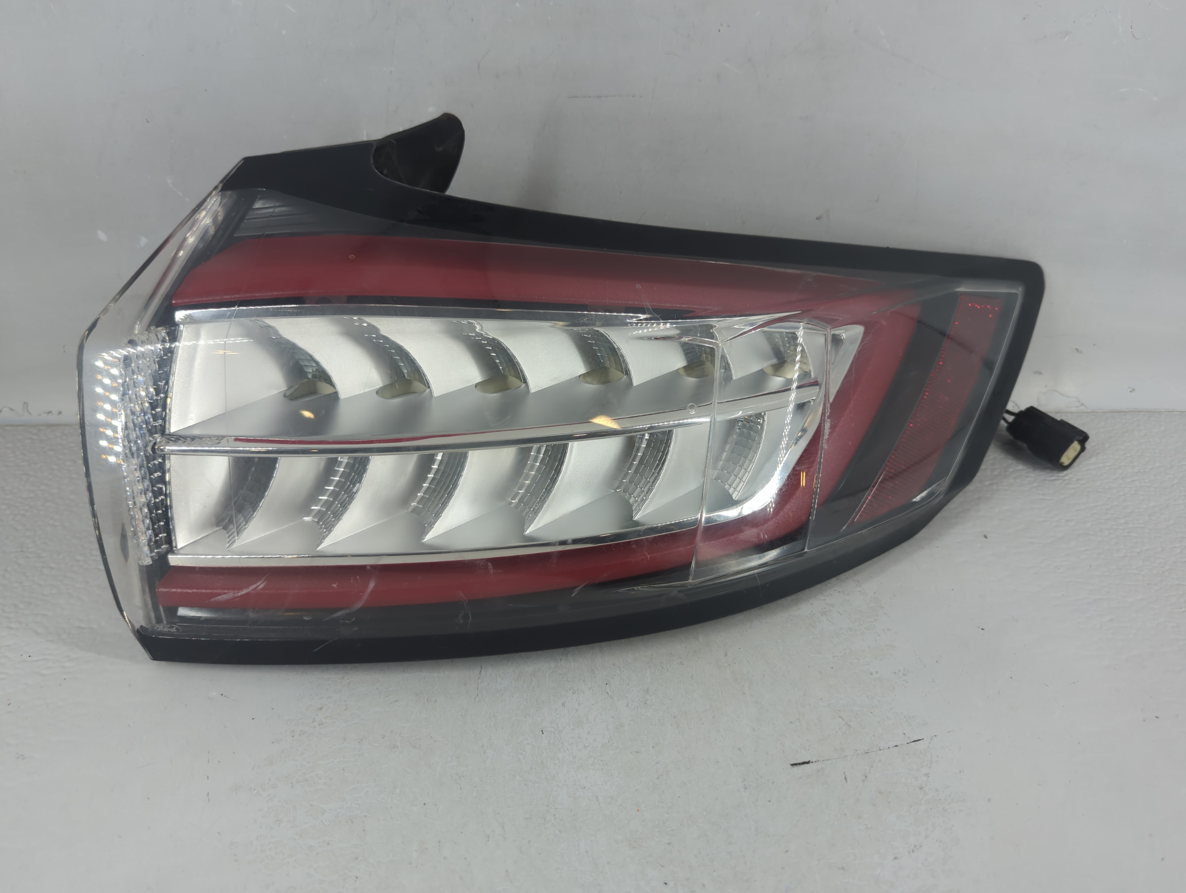 Picture of 2015-2018 Ford Edge Passenger Right Side Tail Light Taillight Oem 853972