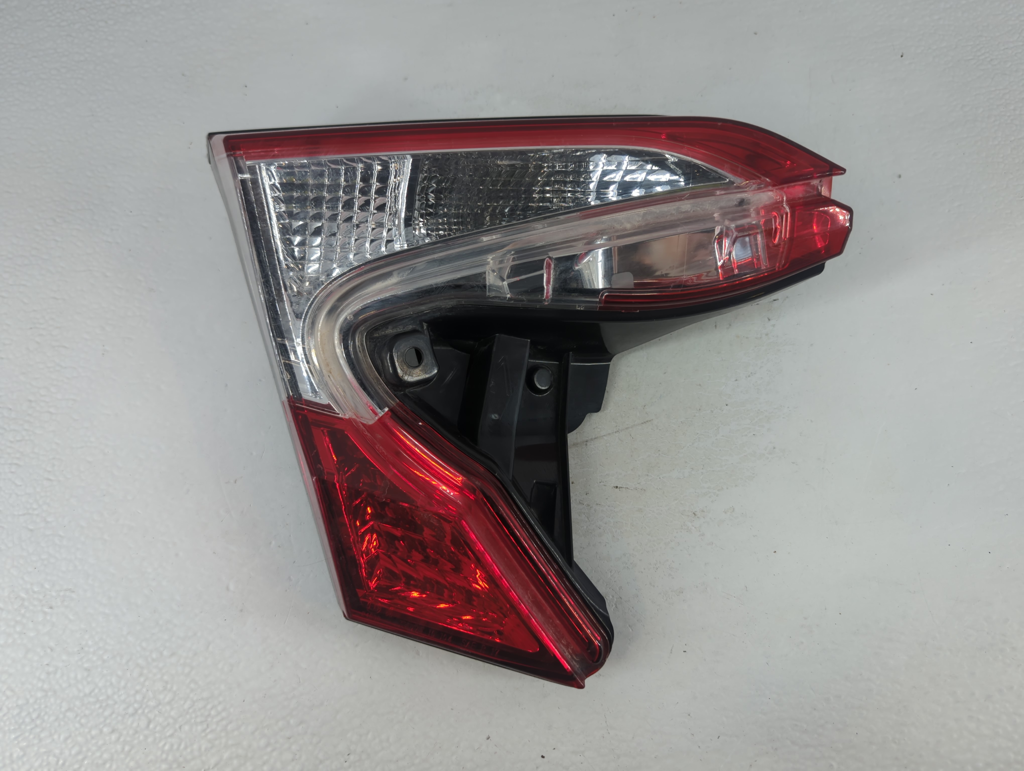 2018-2022 Toyota C-hr Passenger Right Side Tail Light Taillight Oem 853975 - Oemusedautoparts1.com