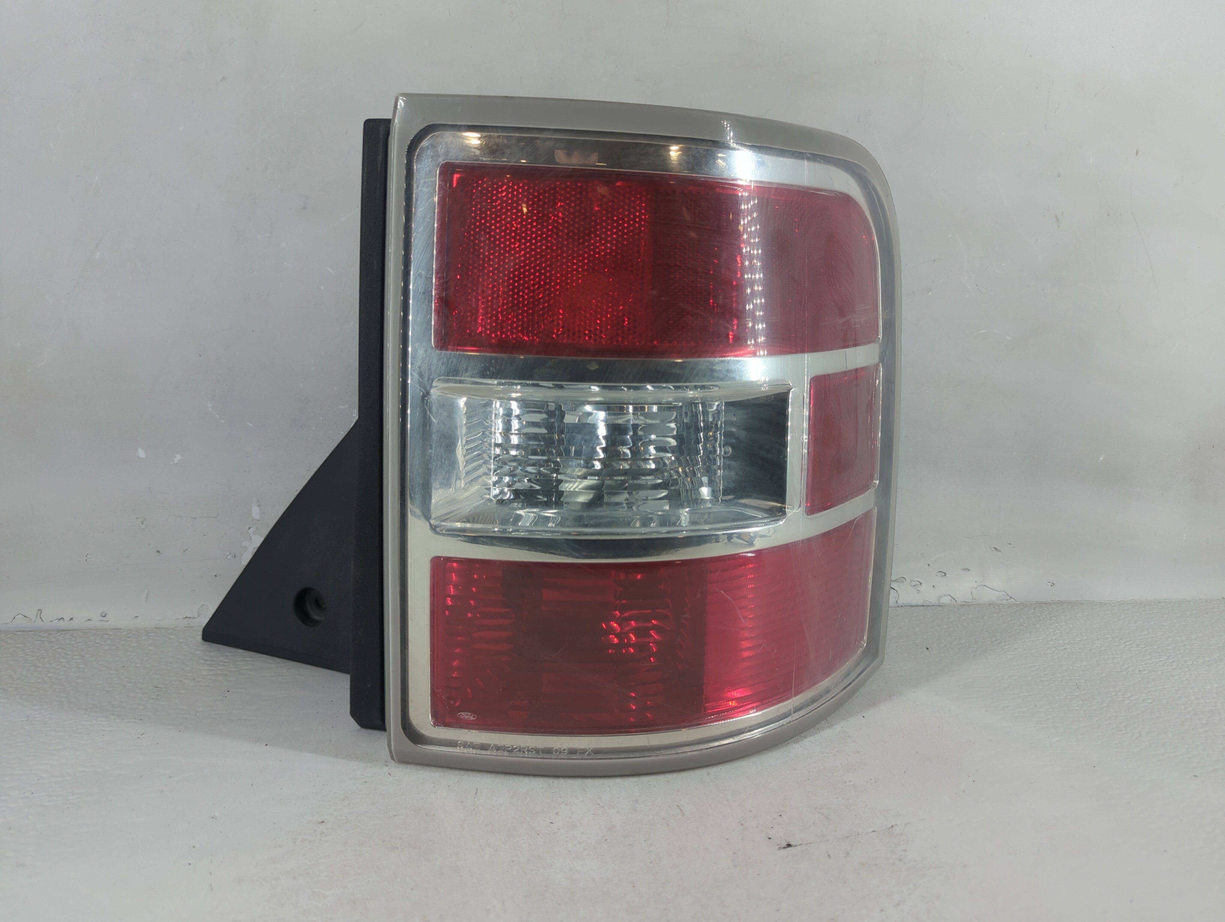 Picture of 2009-2011 Ford Flex Driver Left Side Tail Light Taillight Oem 853978