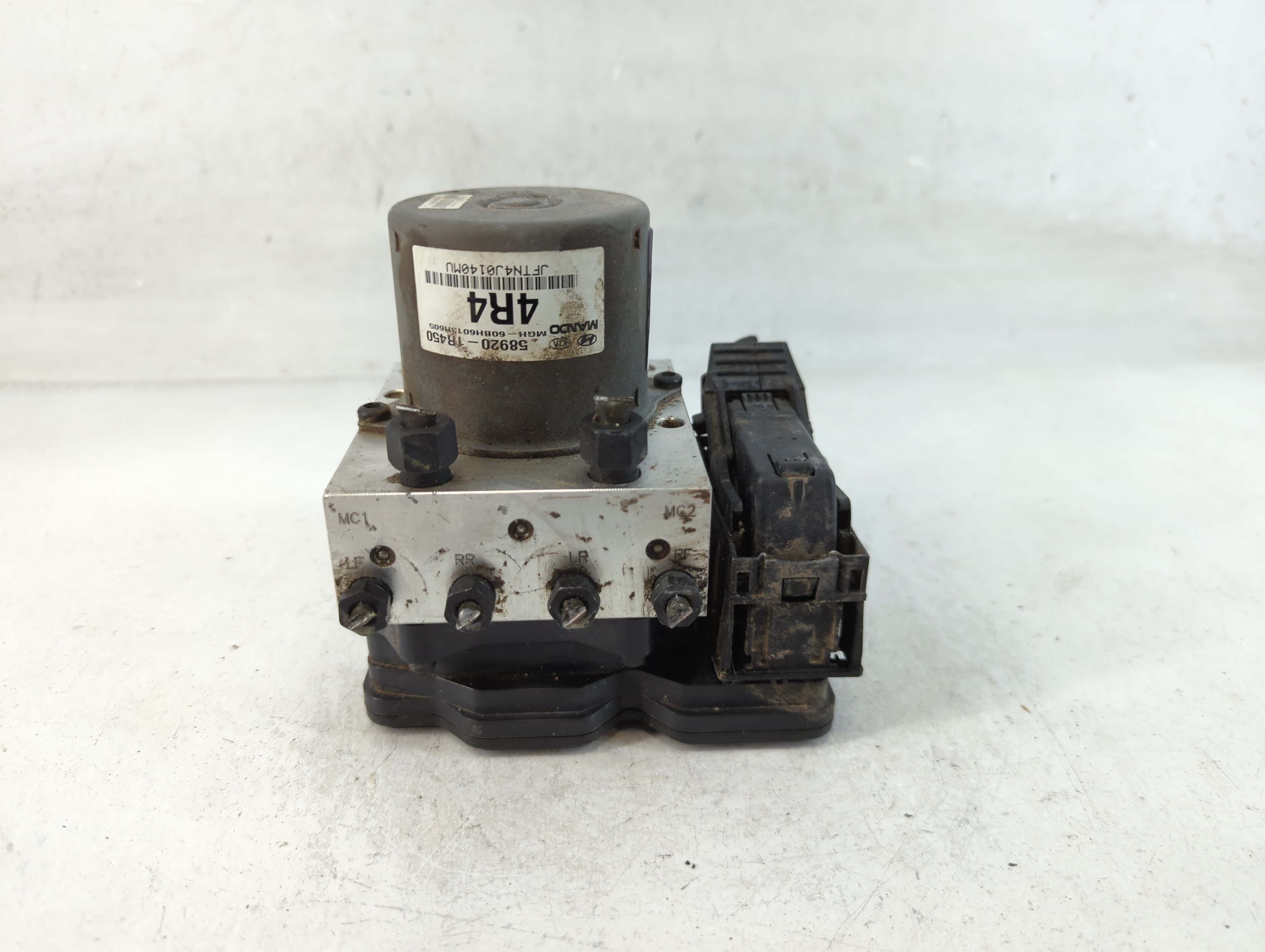 2013-2014 Hyundai Accent Abs Pump Control Module 853989 - Oemusedautoparts1.com