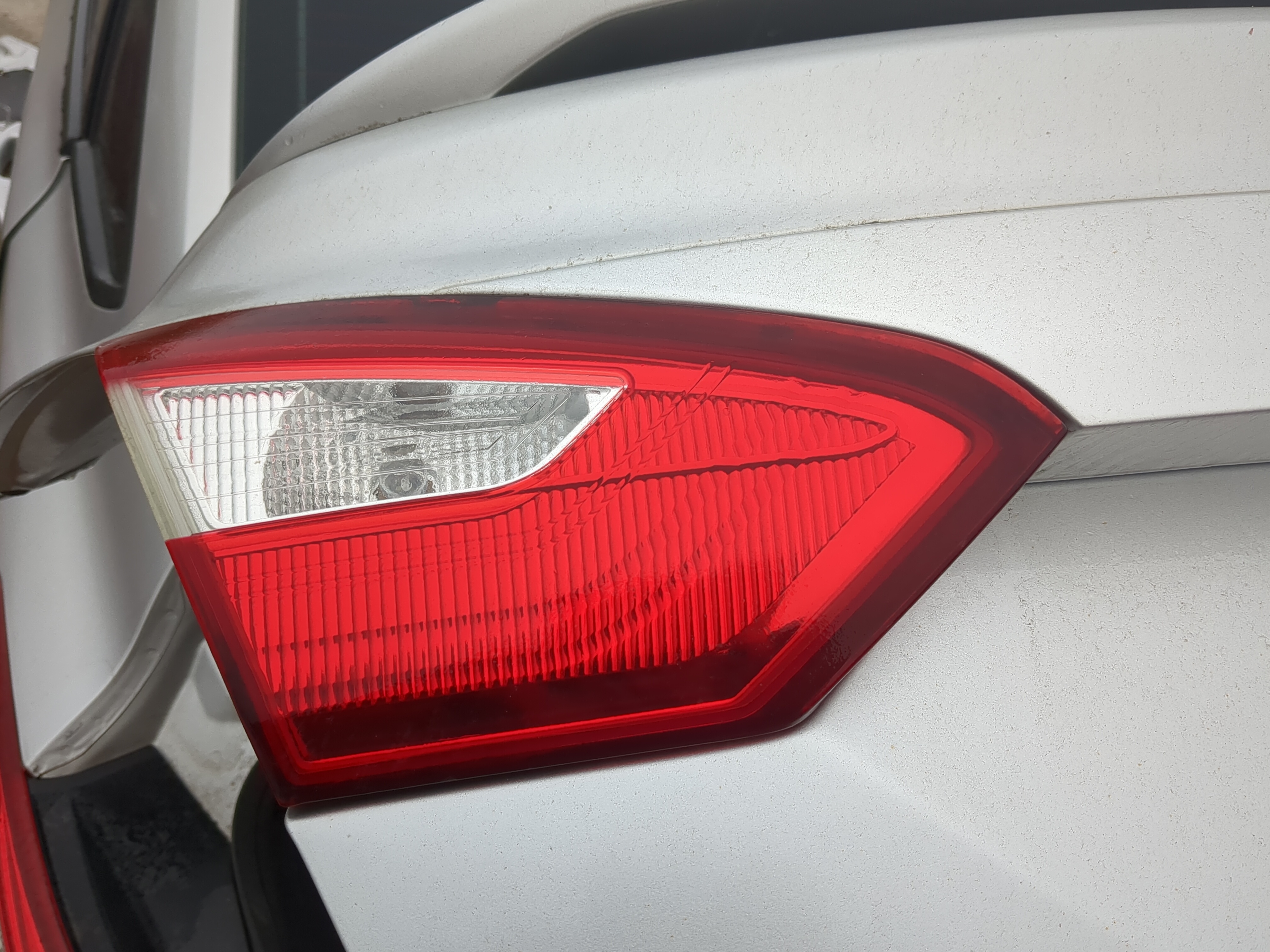 Picture of 2012 Ford Focus Driver Left Side Tail Light Taillight Deck Lid Mounted 854158