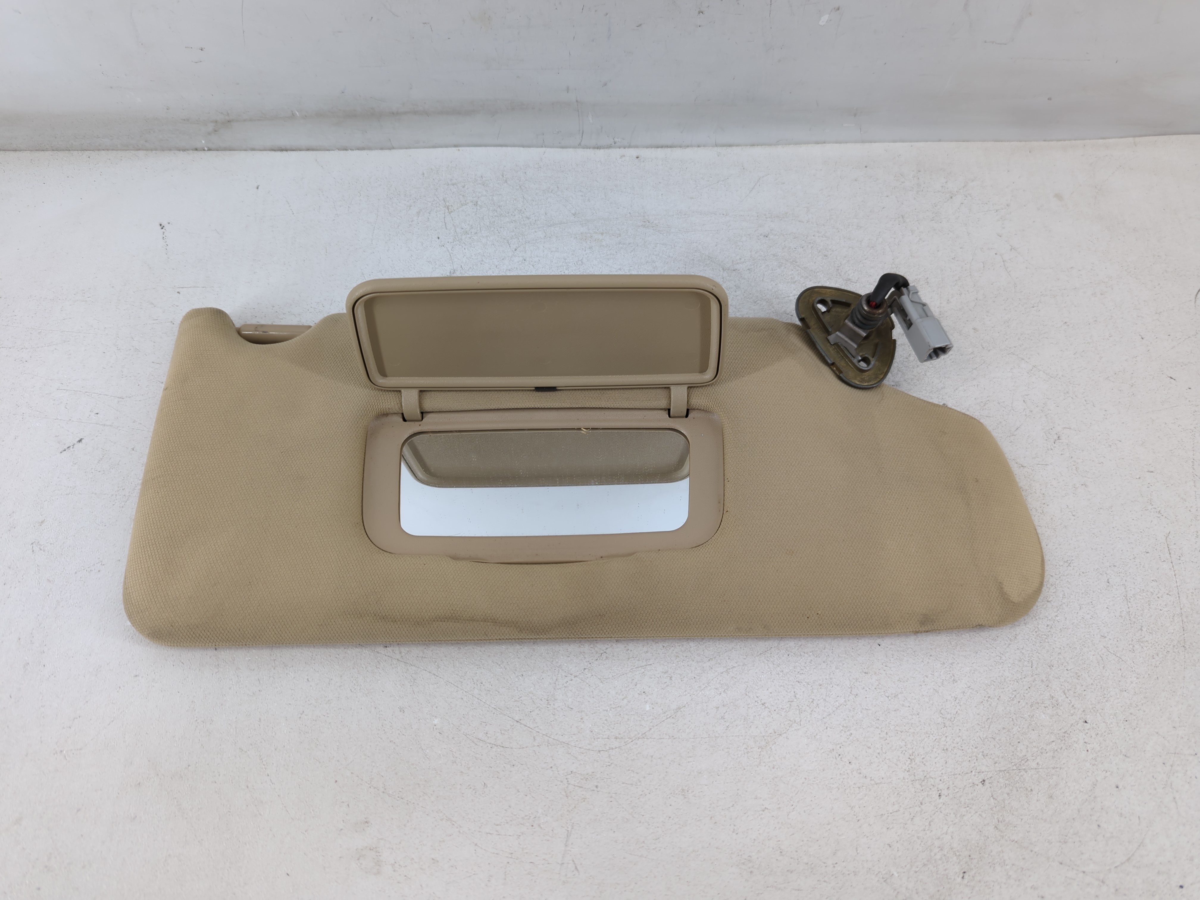 Picture of 2004-2008 Acura Tl Passenger Sun Visor Mirror Right Sunvisor 854516