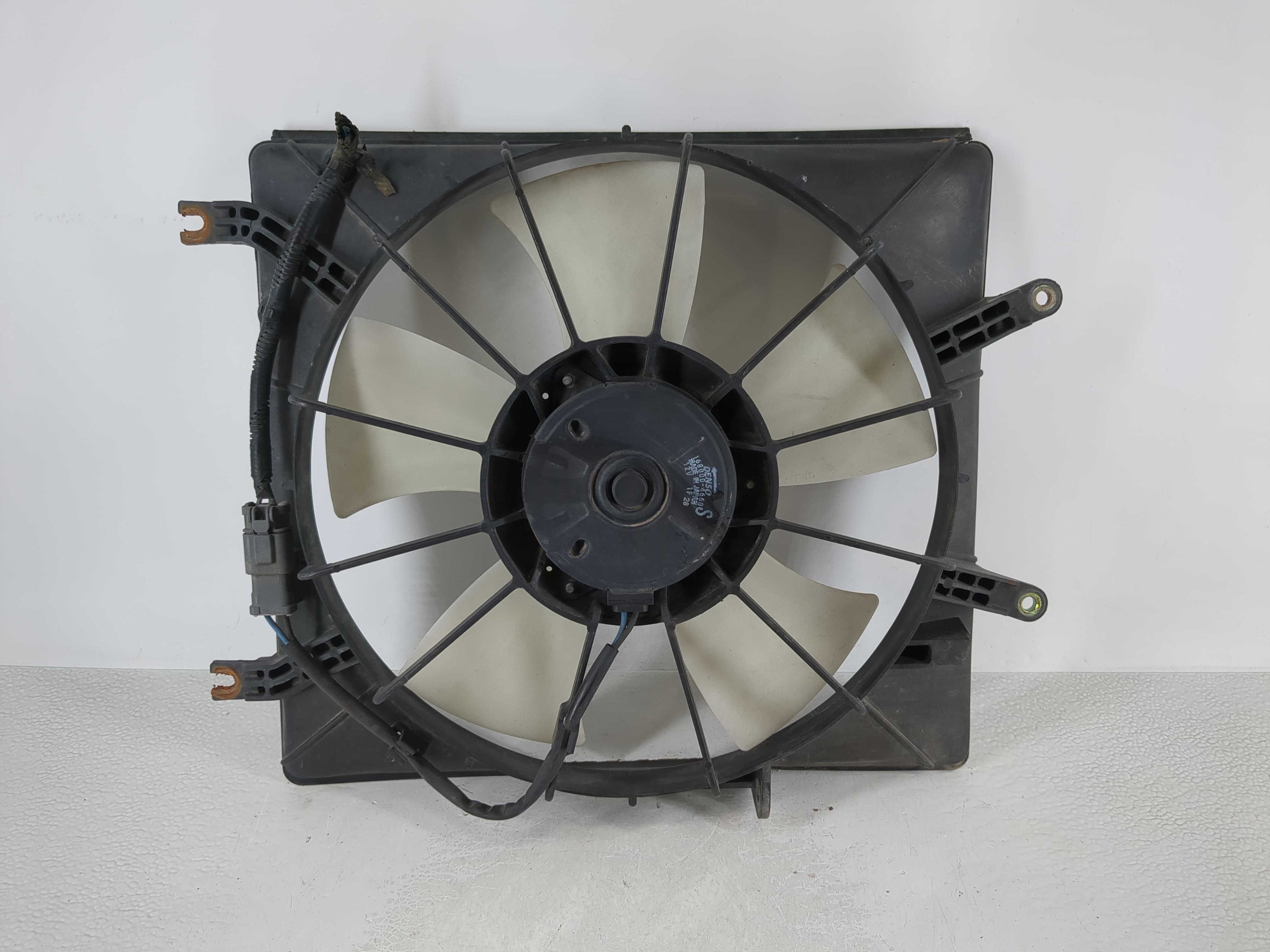 2004 Acura Tl Electric Radiator Cooling Fan Motor Assembly 854552 - Oemusedautoparts1.com