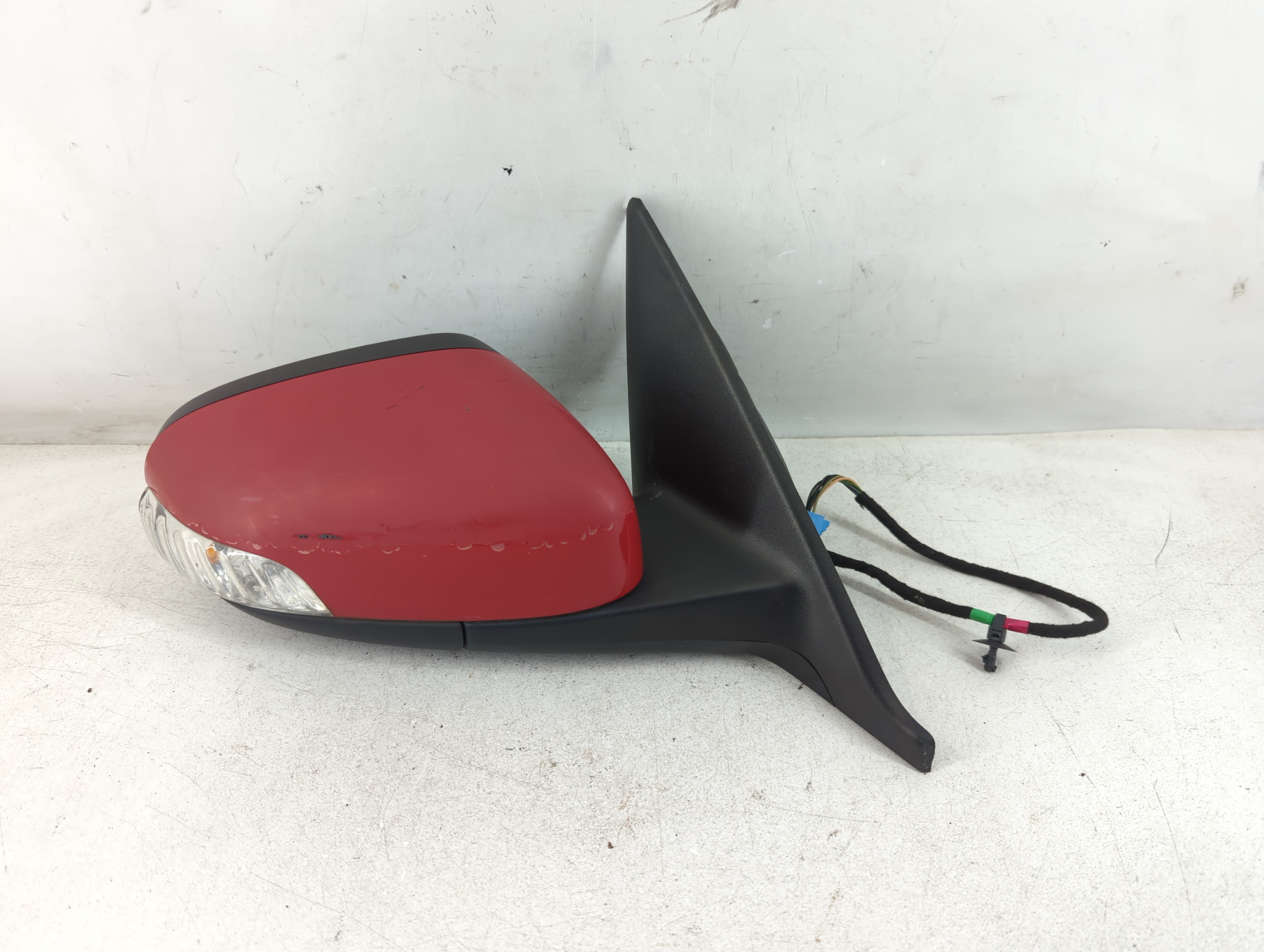 Picture of 2007 Volvo V40 Passenger Right Side View Manual Door Mirror Red 854940