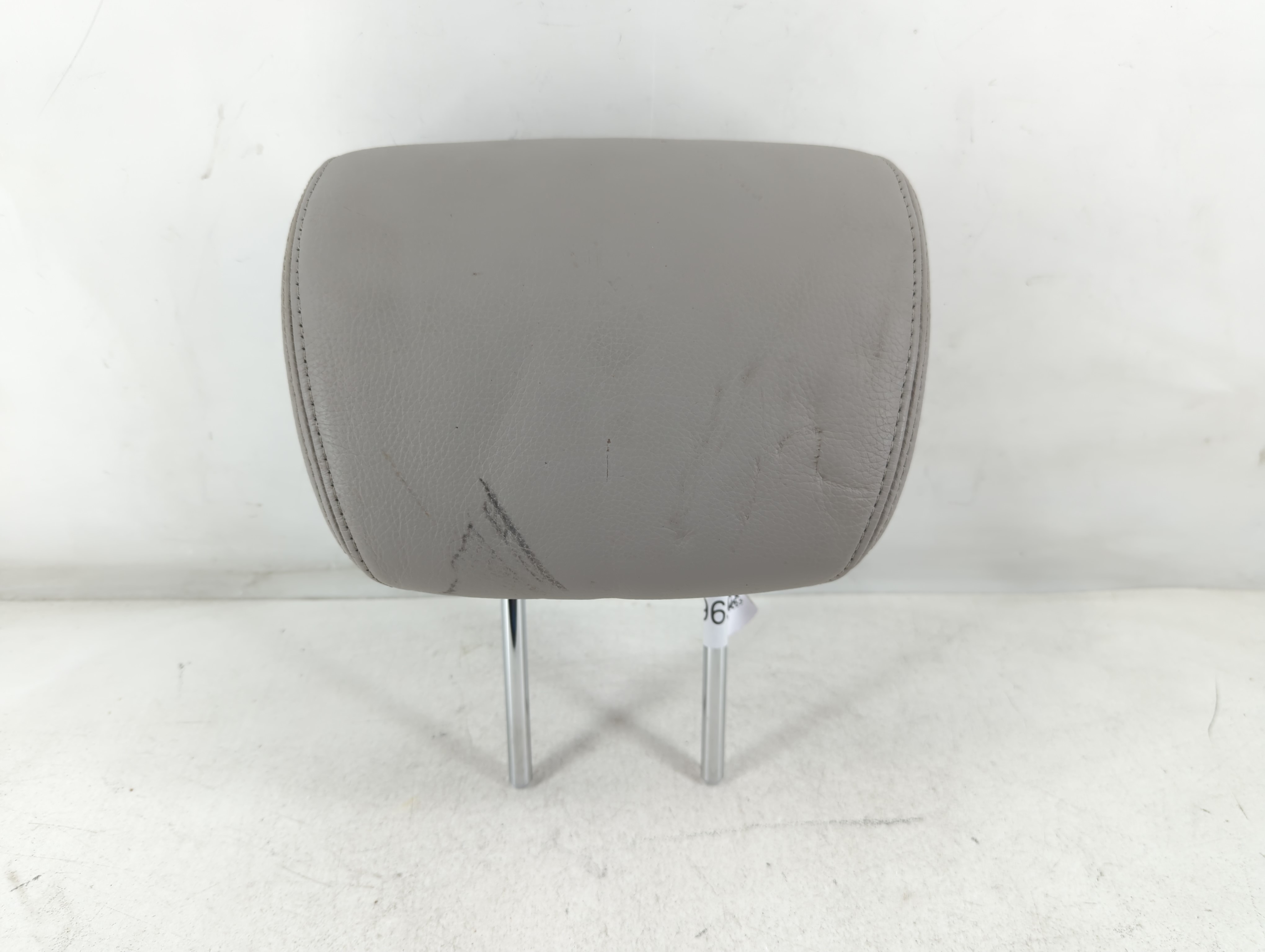 2004-2004 Volvo V40 Headrest Head Rest Rear Center Seat Grey 854965 - Oemusedautoparts1.com
