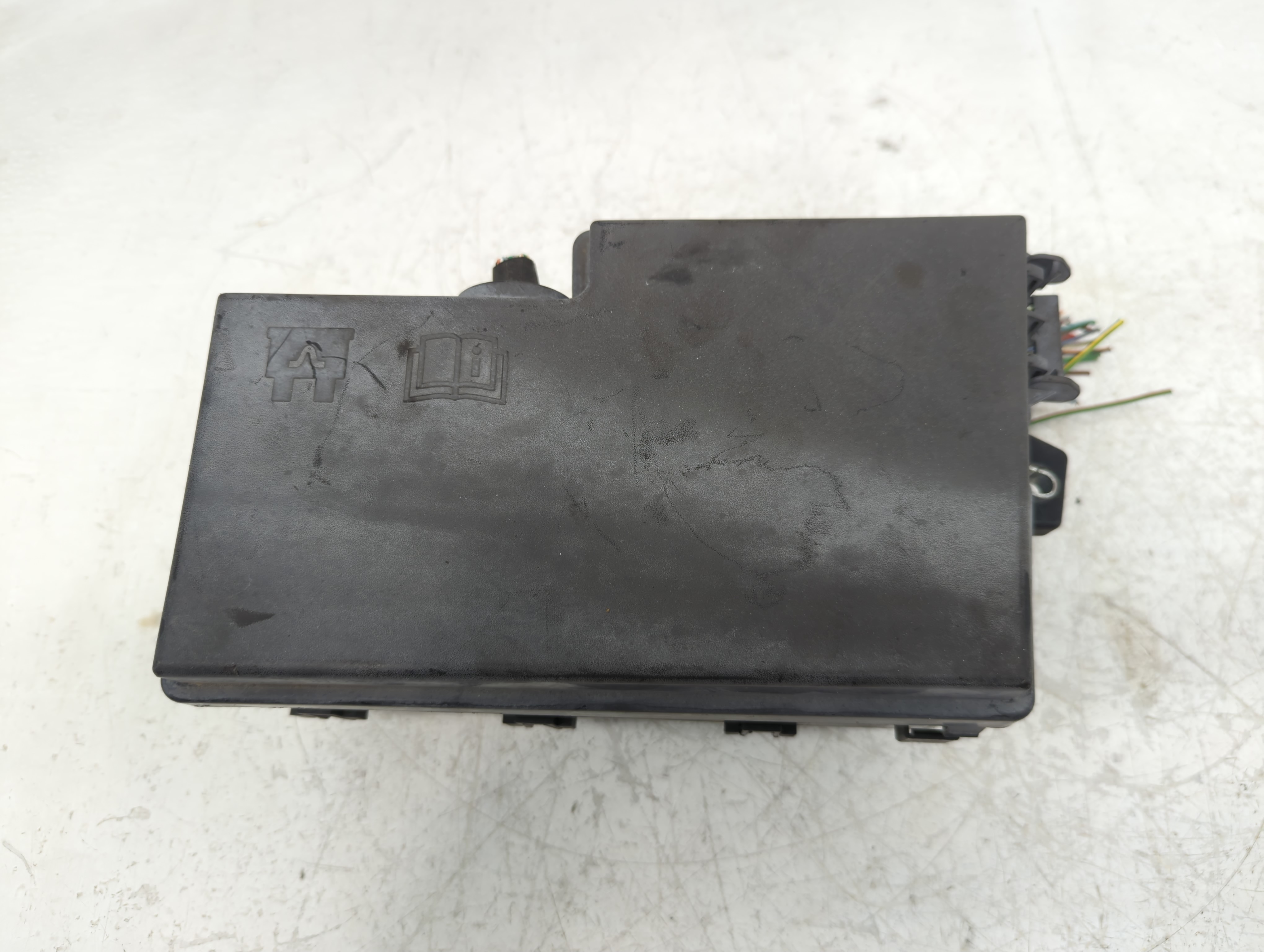 Volvo V40 Fusebox Fuse Box Relay Module 854966 - Oemusedautoparts1.com