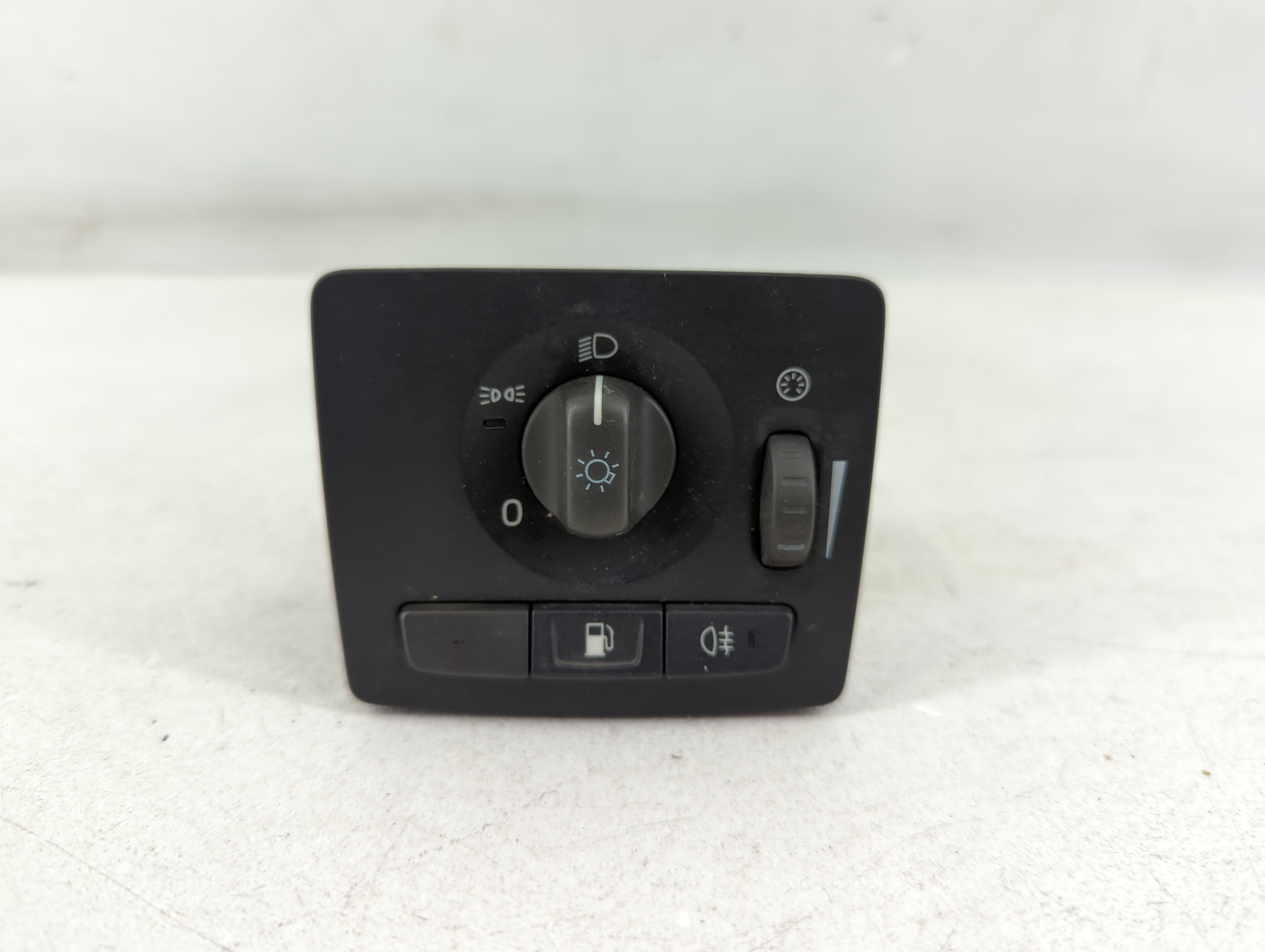 Picture of 2007 Volvo V40 Headlight Head Light Switch Lamp Control 854993