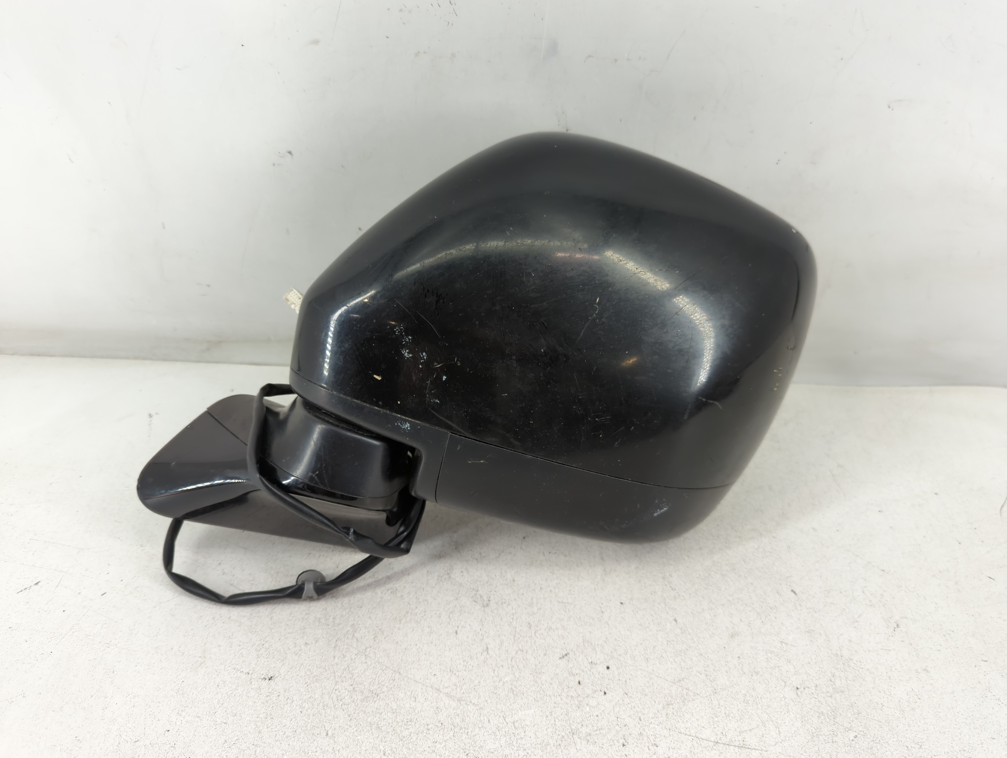 Picture of 2011-2017 Nissan Quest Driver Left Side View Manual Door Mirror Silver 855147