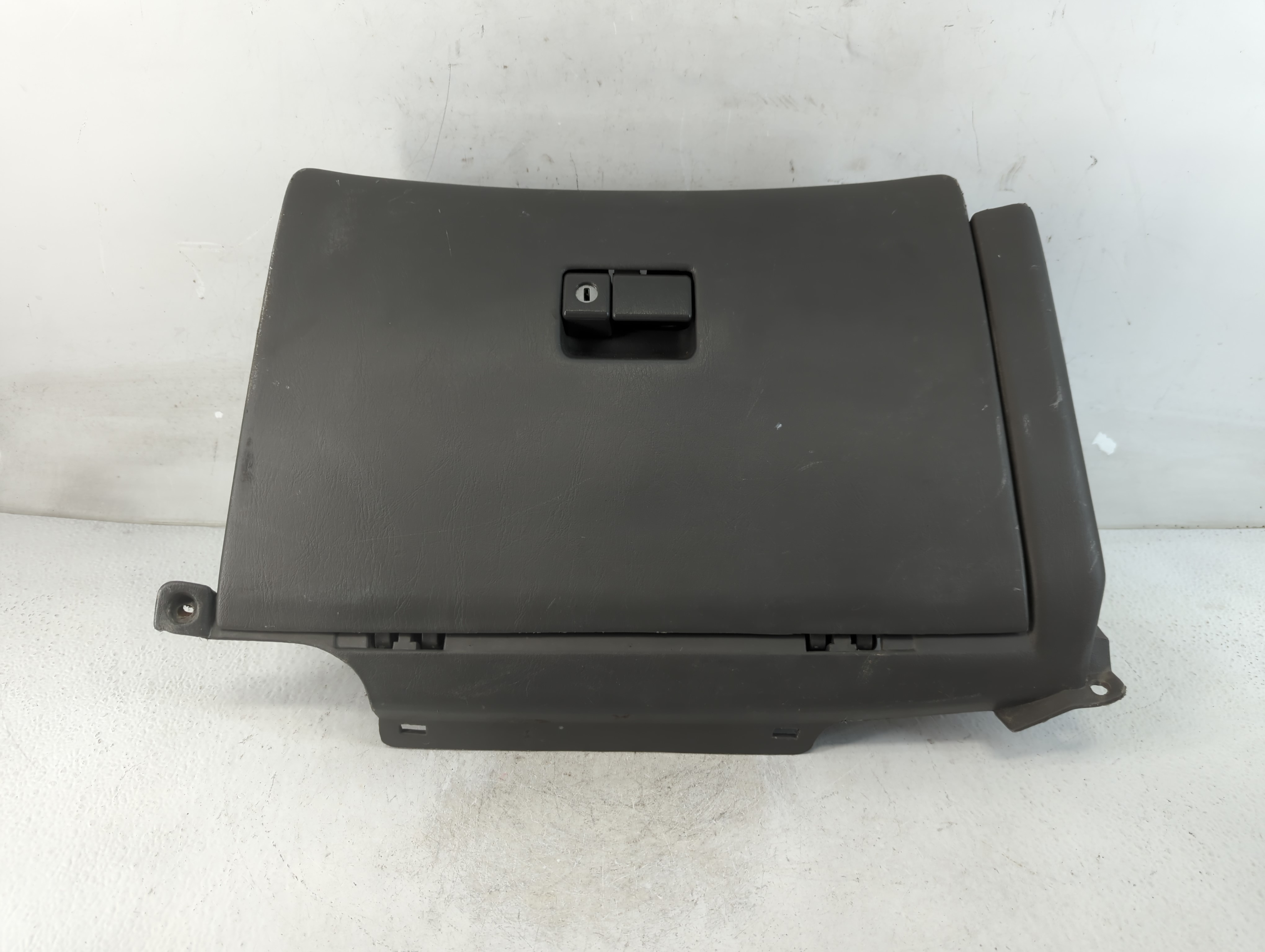 Picture of 2000 Toyota Camry Passenger Glove Box Door Storage Compartment 855413