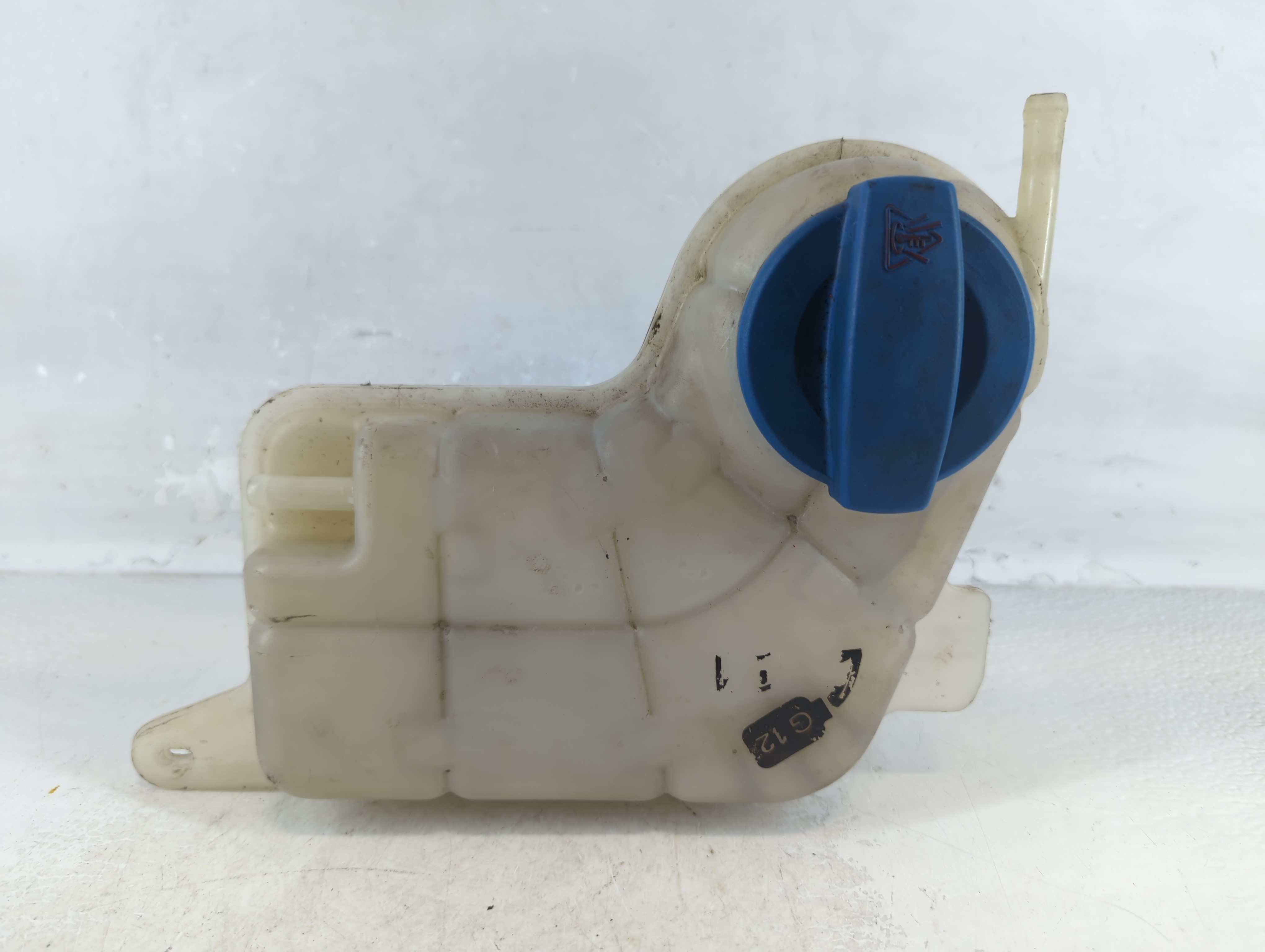 Audi A6 Radiator Coolant Overflow Expansion Tank Bottle 855476 - Oemusedautoparts1.com