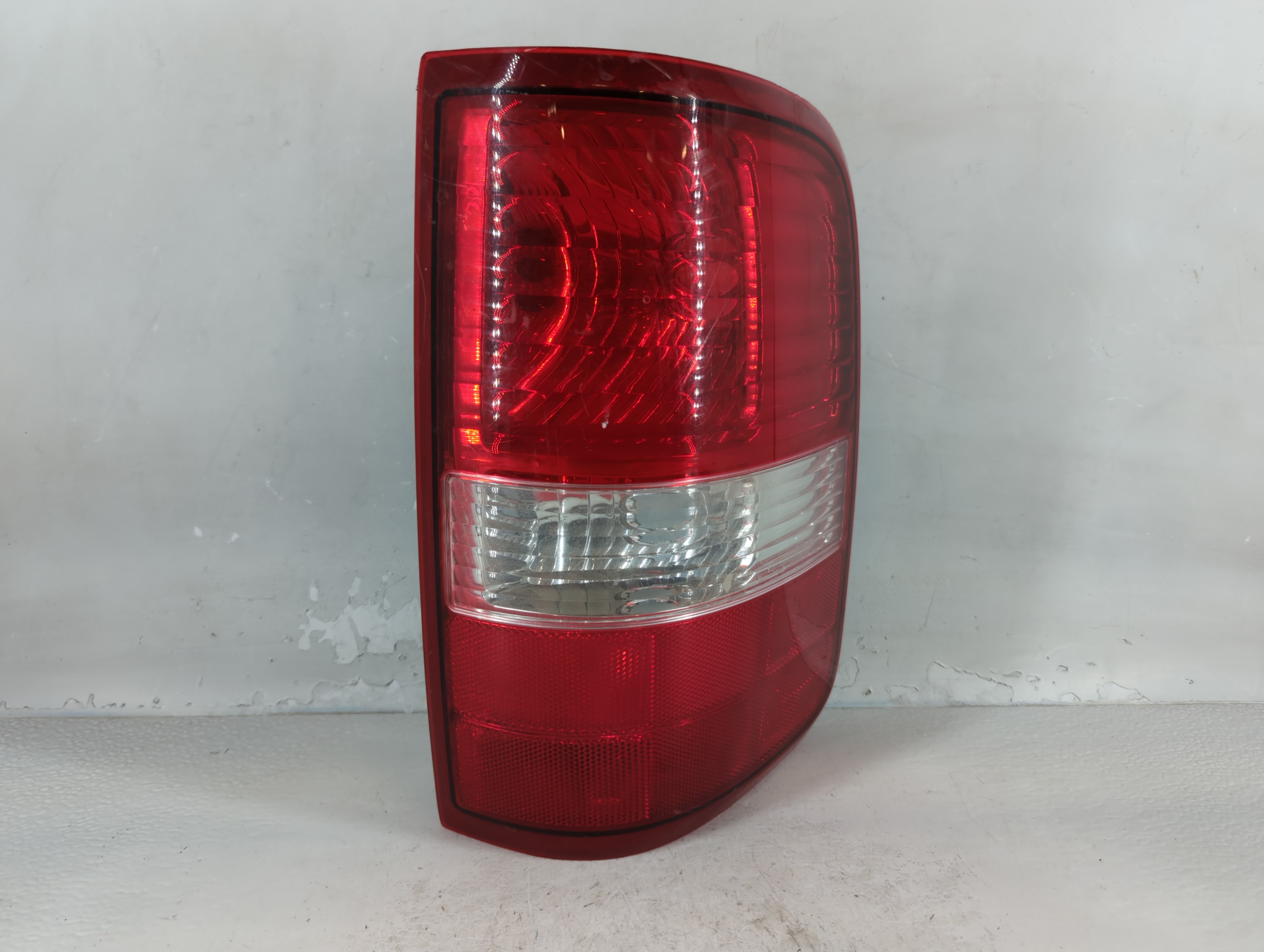 2006-2008 Ford F-150 Passenger Right Side Tail Light Taillight Oem 855527 - Oemusedautoparts1.com