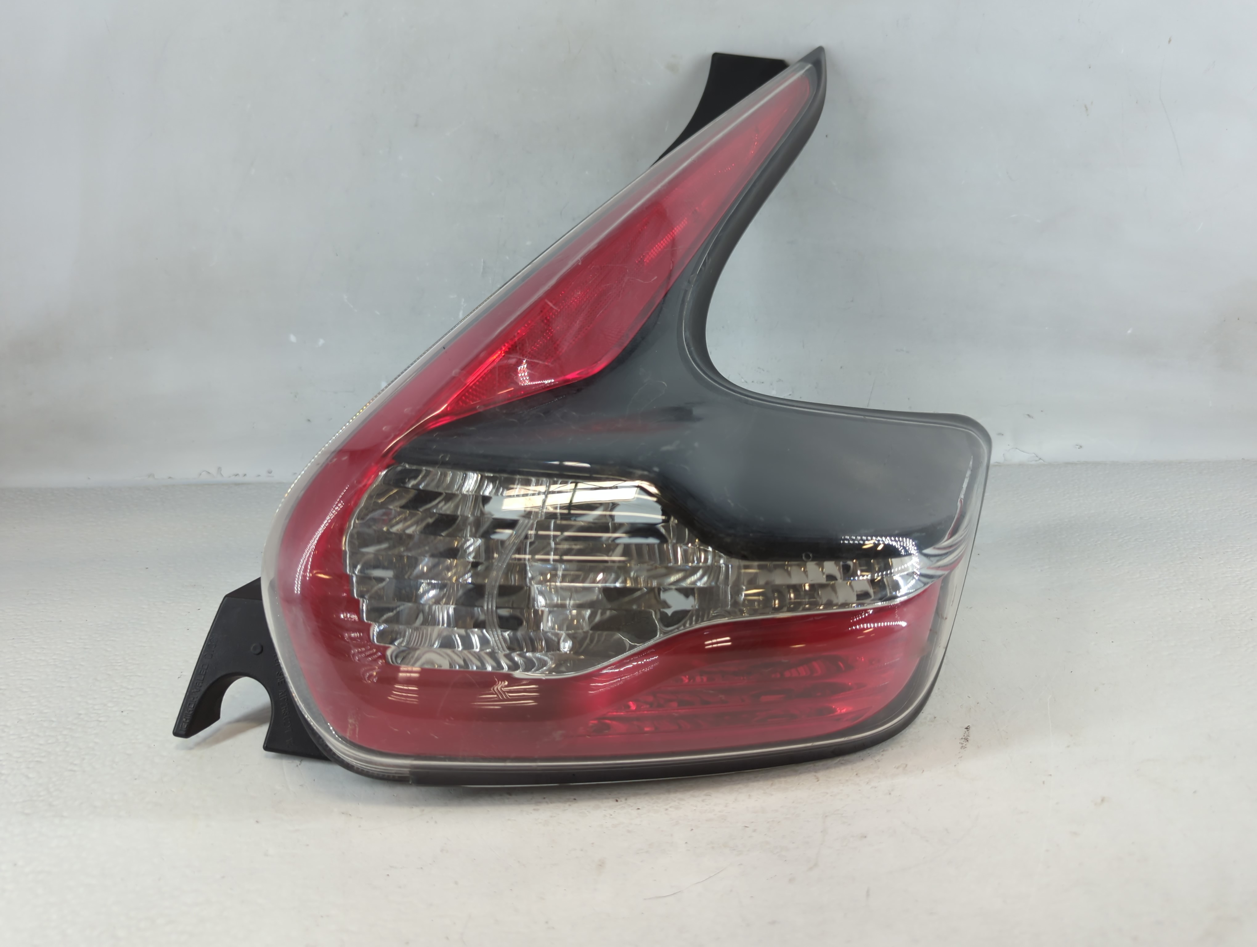 2015-2017 Nissan Juke Driver Left Side Tail Light Taillight Oem 855541 - Oemusedautoparts1.com