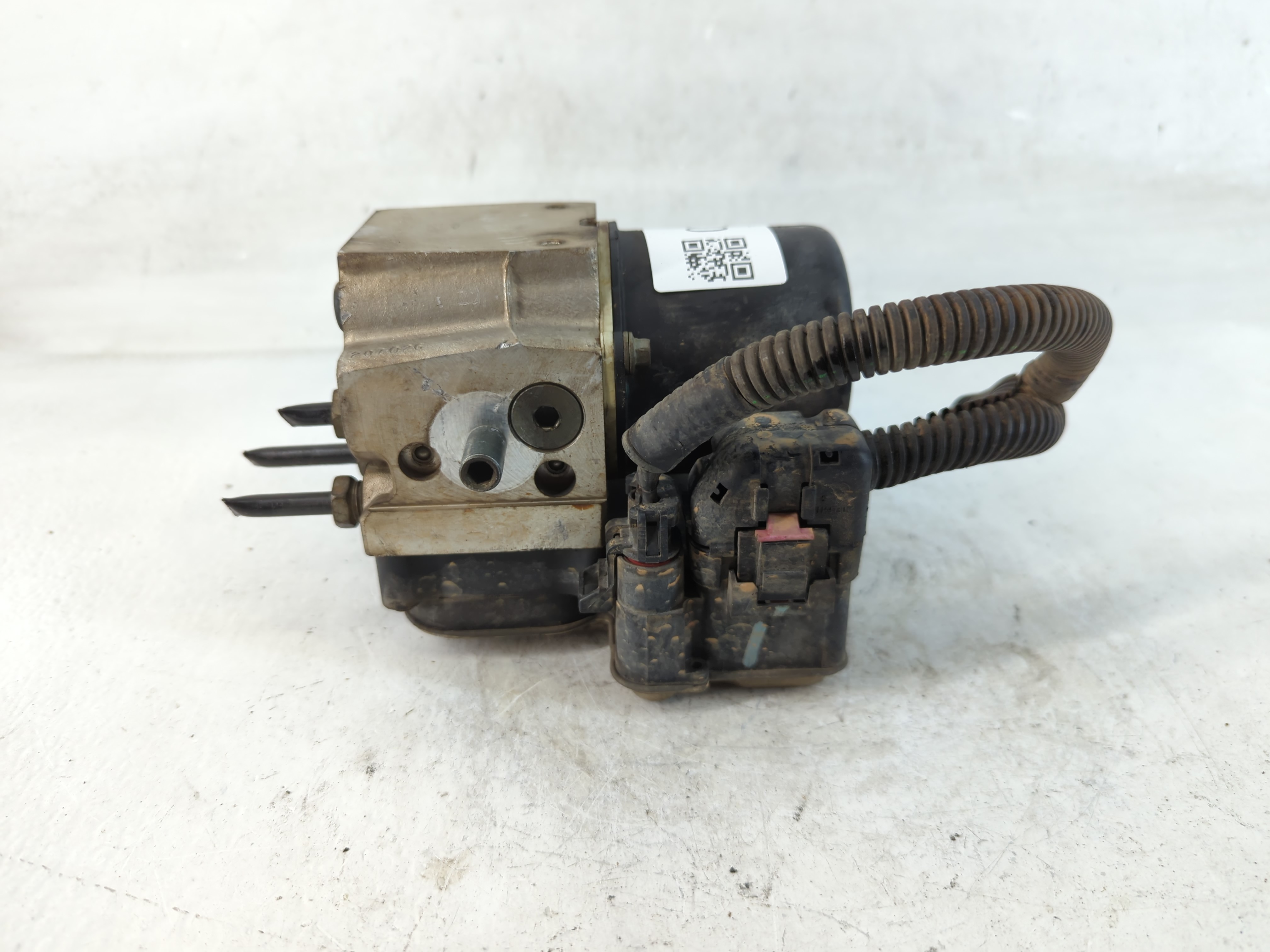 2002-2003 Gmc Envoy Abs Pump Control Module 855550 - Oemusedautoparts1.com
