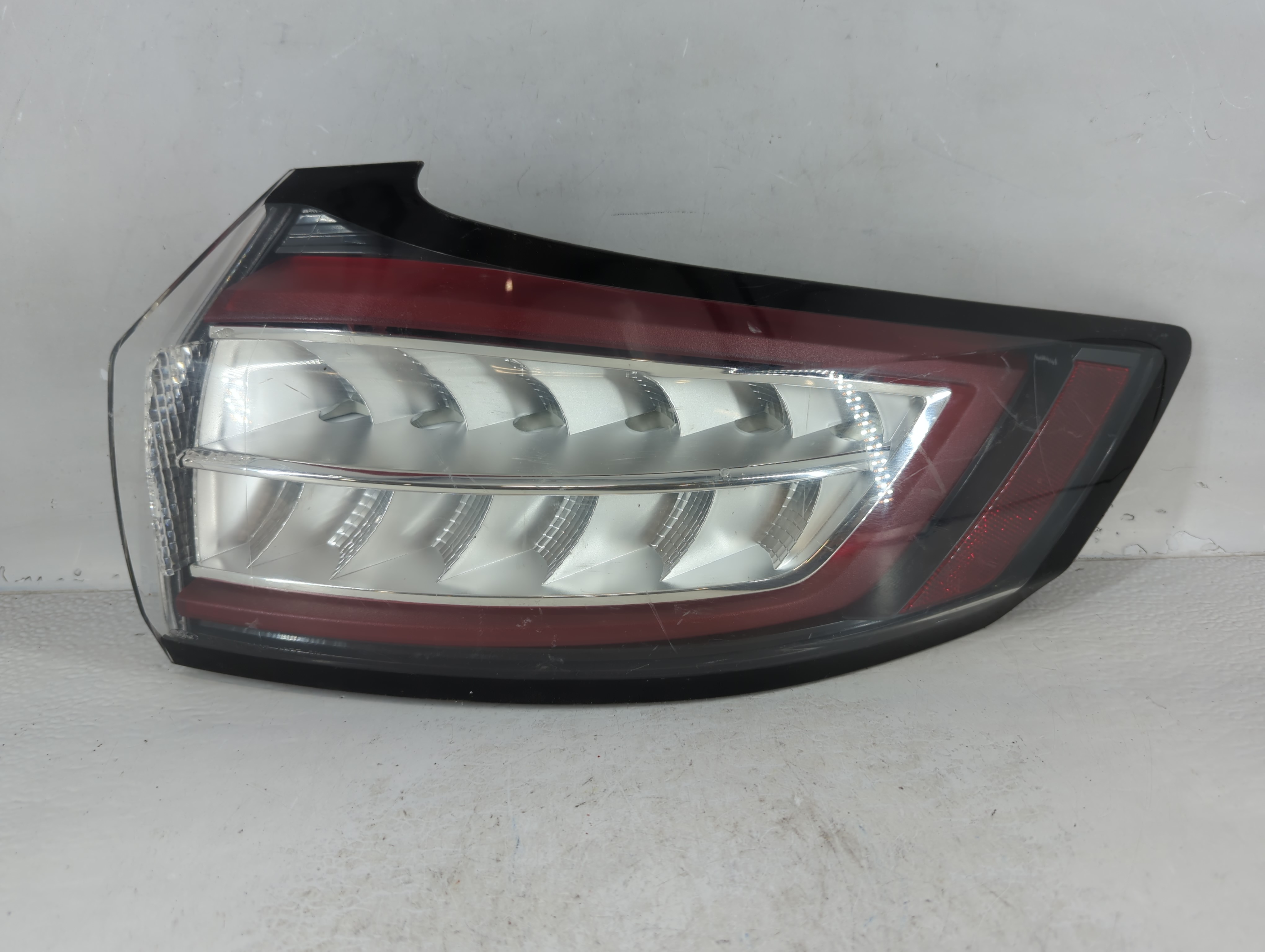 2015-2018 Ford Edge Passenger Right Side Tail Light Taillight Oem 855564 - Oemusedautoparts1.com