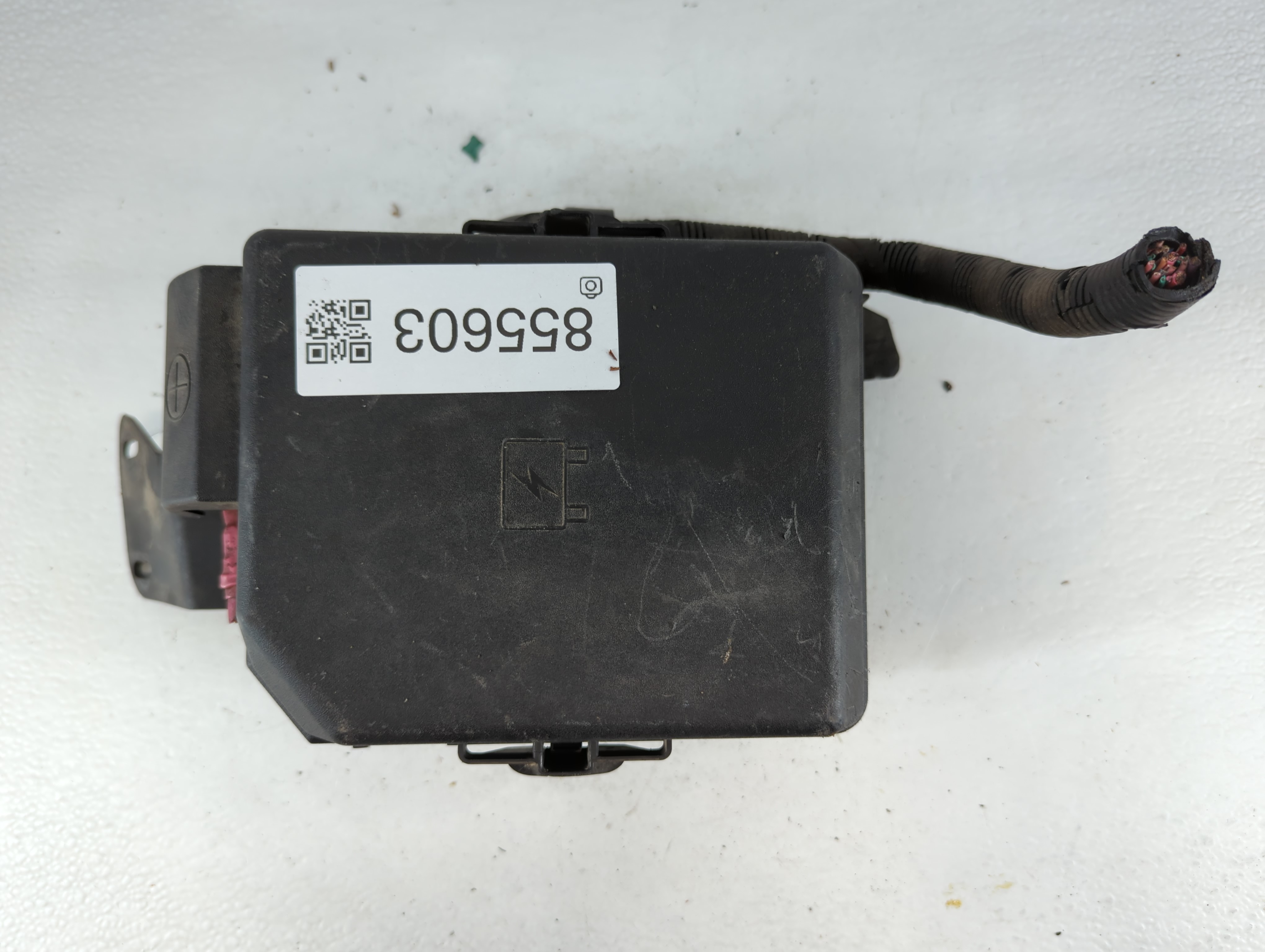 Picture of 2006-2007 Chevrolet Impala Fusebox Fuse Box Relay Module 13524857-01 855603