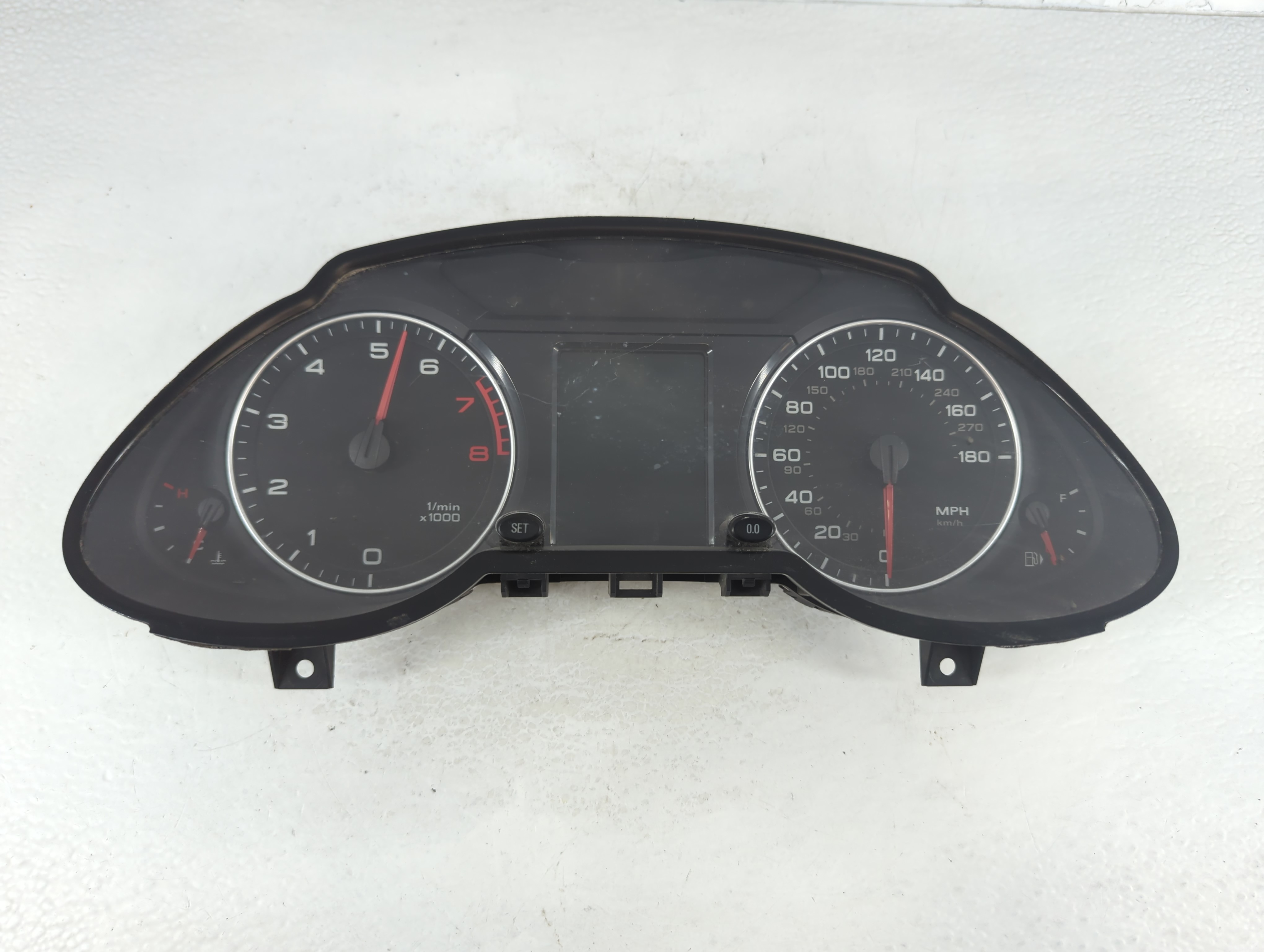 Picture of 2011-2012 Audi Q5 Speedometer Instrument Cluster Gauges 8r0 920 950 K 855878